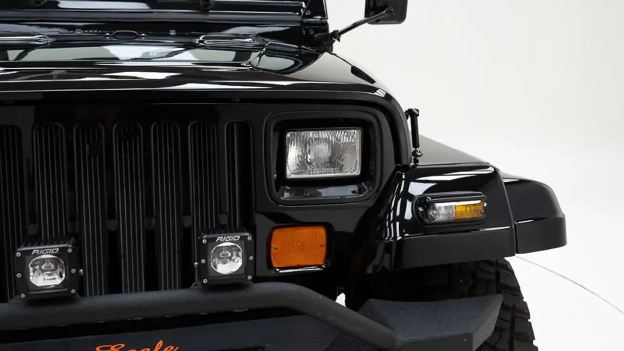 Jeep Wrangler RestoMod '90 CH42866, foto 11