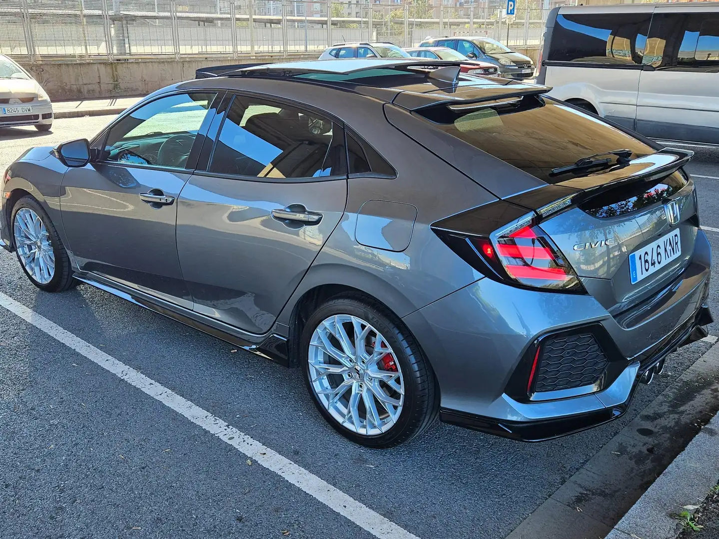 Honda Civic Civic 1.5 VTEC Turbo Sport Plus Sport Plus Gris - 1
