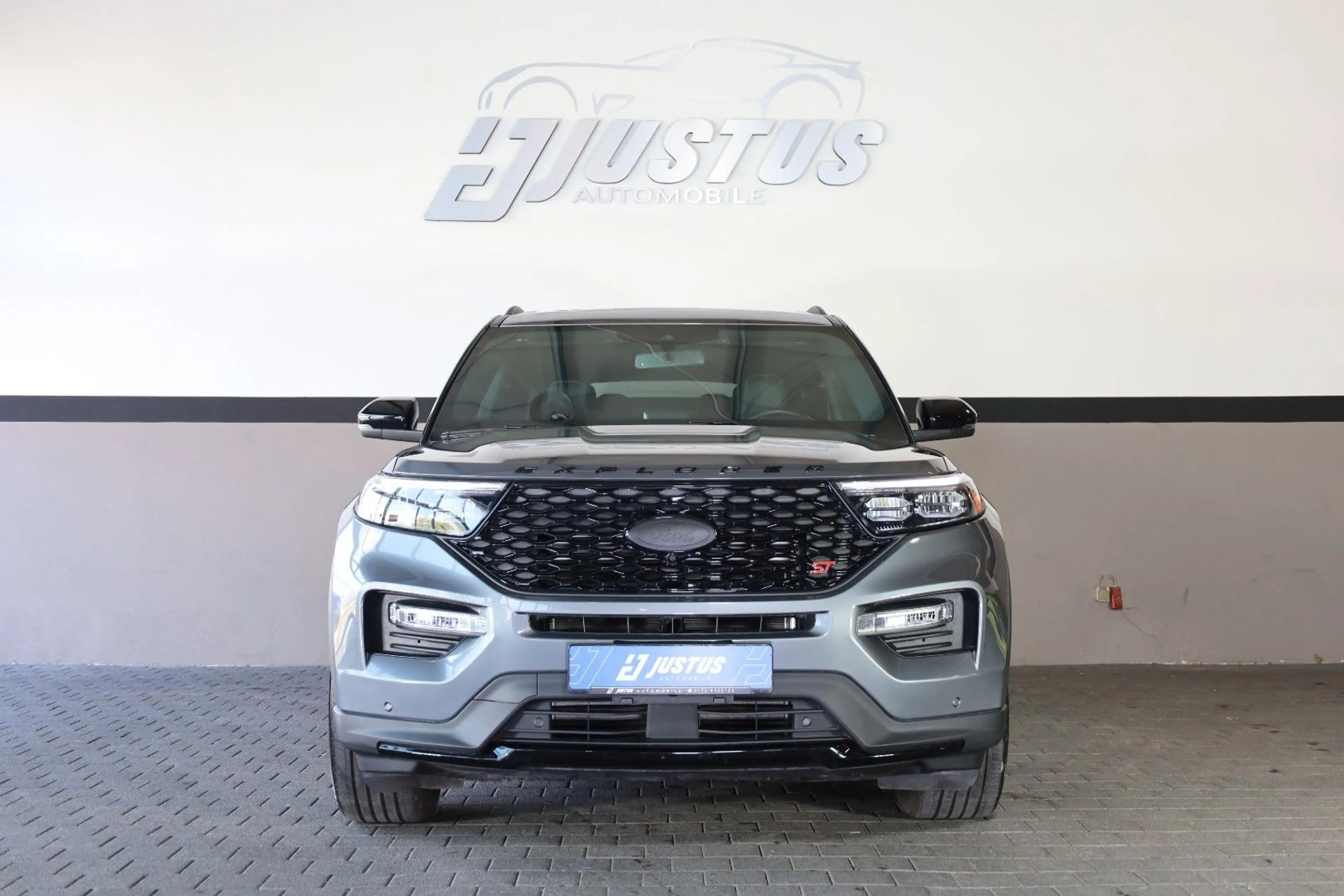 Ford Explorer ST 4x4/PRINS/PANO/B&O/4xSHZ/SBL/LHZ/R21 — photo 2