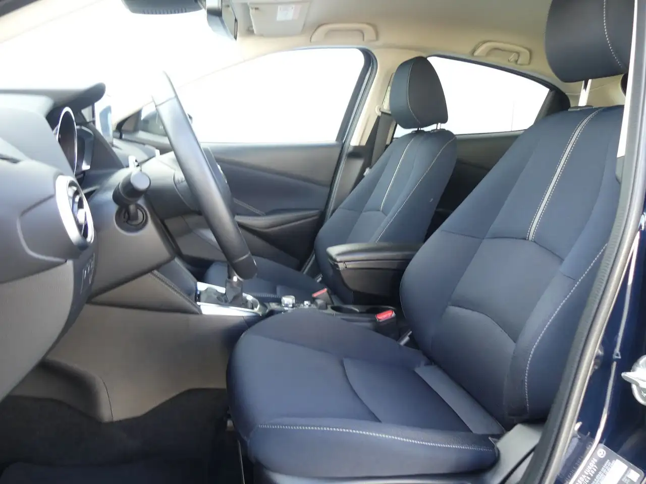 Mazda 2 e-SKYACTIV-G 90 M Hybrid Sports-Line, миниатюра 10