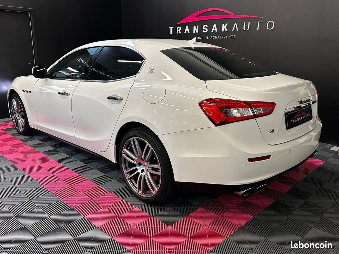 Maserati Ghibli 3.0 v6 410 s q4 a suivi complet Blanc - 2