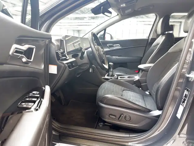 Kia Sportage view 8