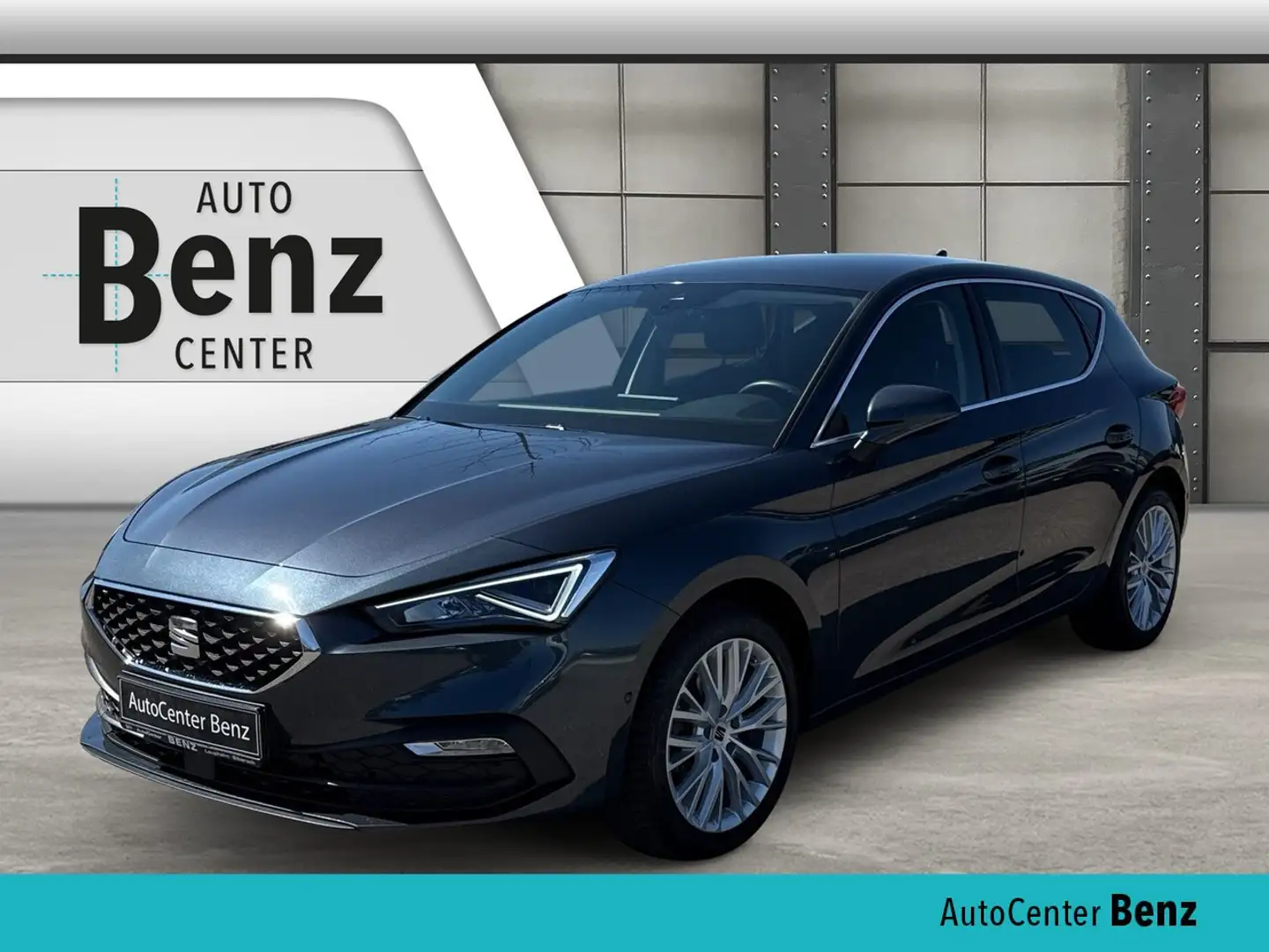 SEAT Leon Xcellence 1.5 eTSI Xcellence NAVI*PDC*SITZHZ*ACC Grau - 1