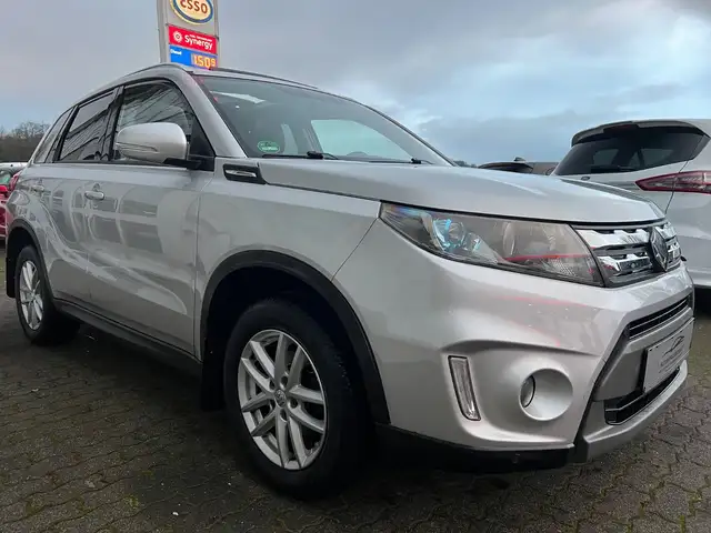 Suzuki Vitara 1.6 DDiS Comfort+ 4x4*PANO*LED*NAVI*ACC*