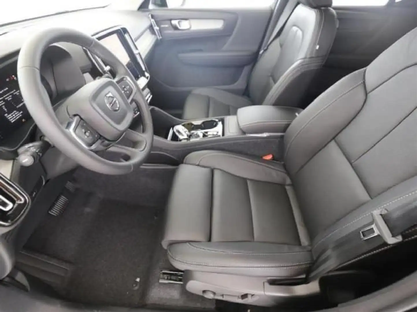 Volvo XC40 B4B Plus Dark Blau - 2