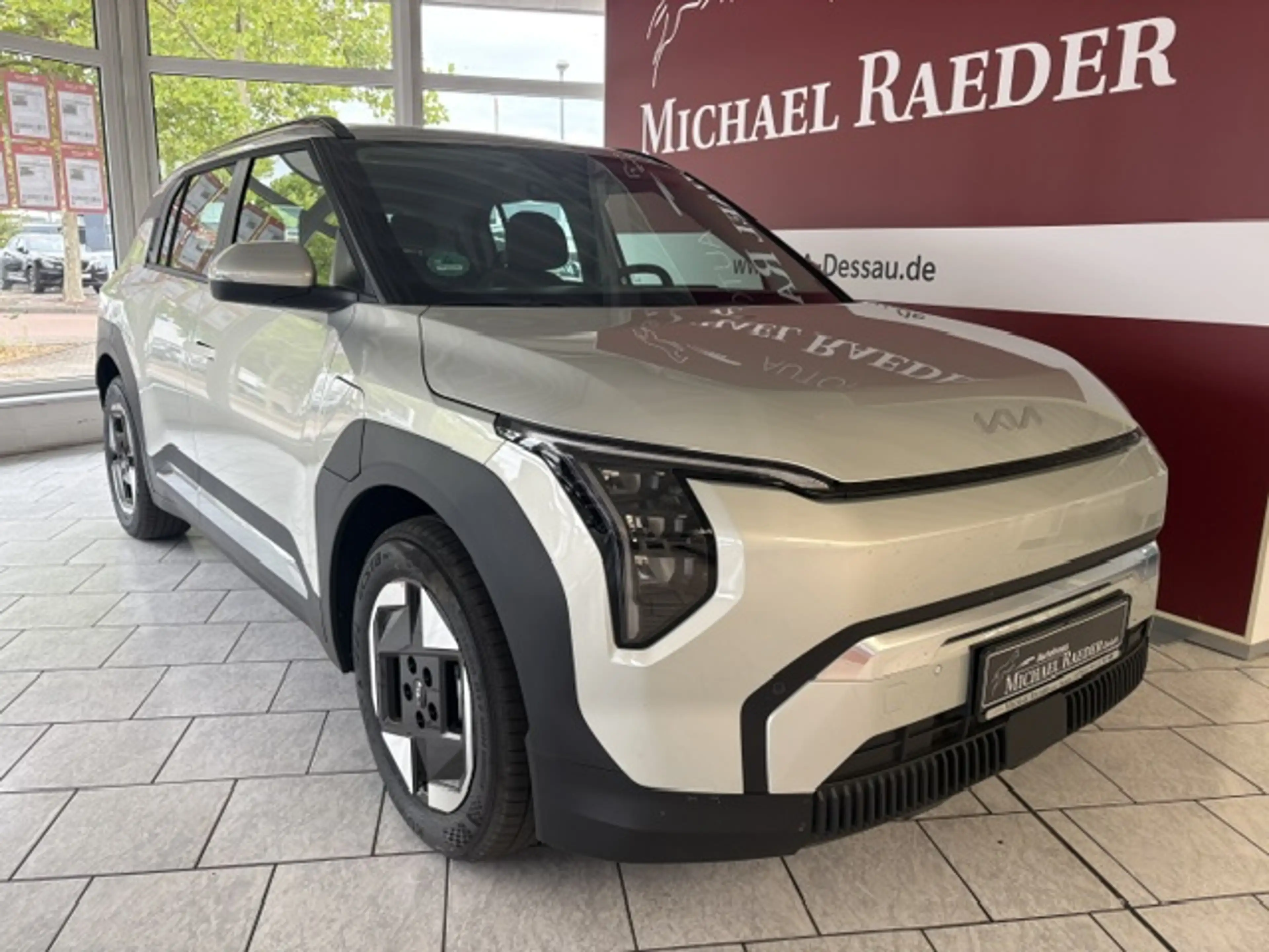 Kia EV3 81.4 Earth WIC — photo 4
