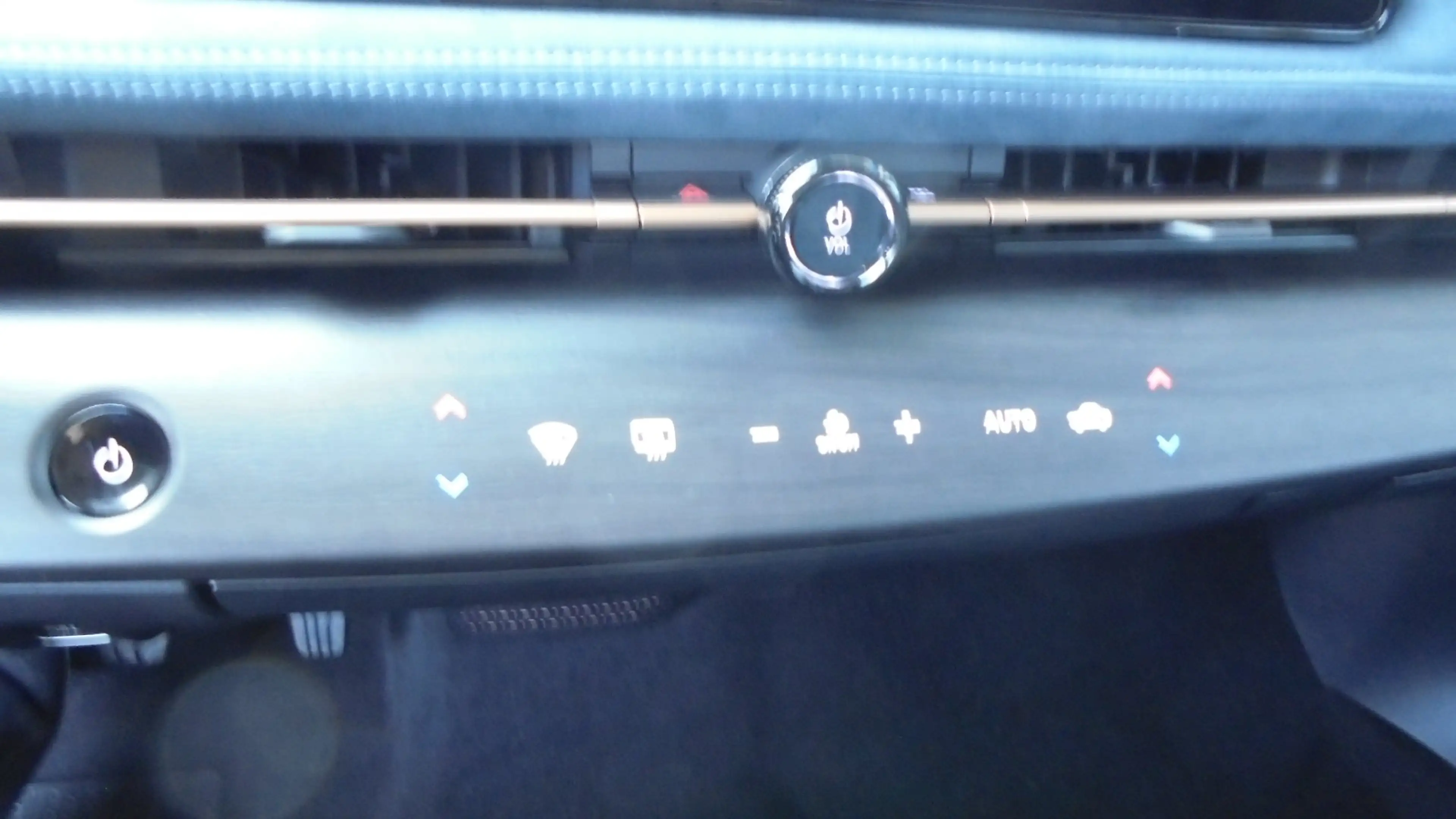 Nissan Ariya 87 kWh e-4ORCE AWD Evolve Pack — photo 14