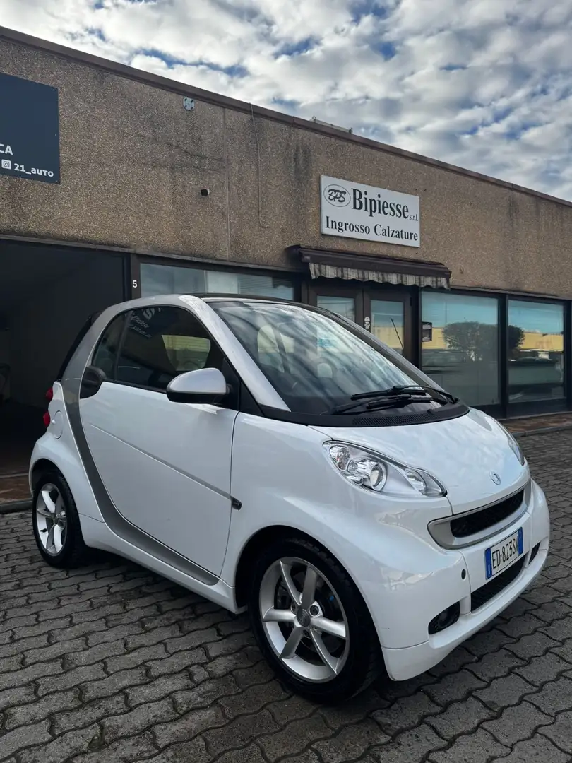 smart forTwo fortwo 1000 52 kW coupé passion Blanc - 2