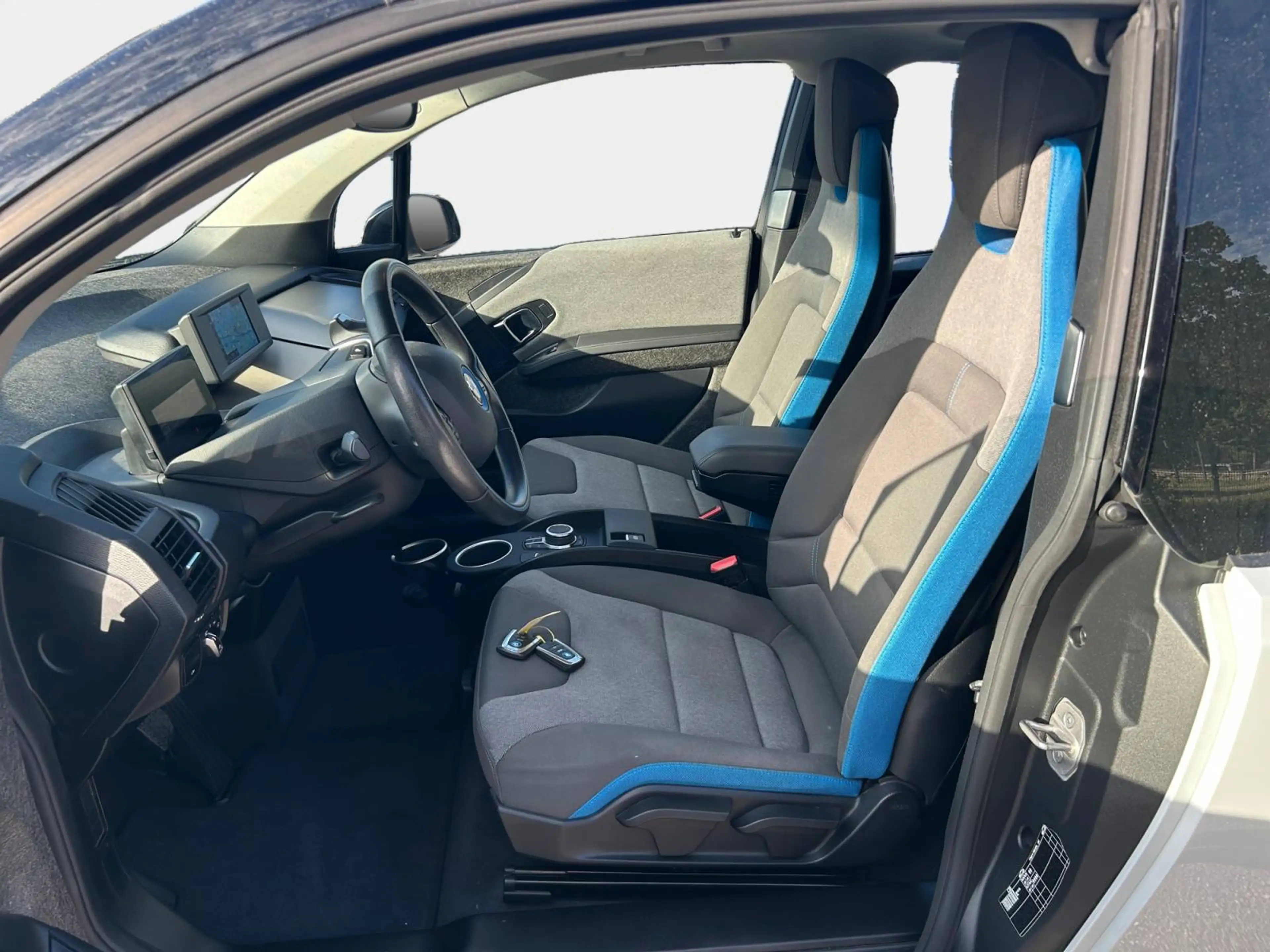 BMW i3 Basis — photo 10