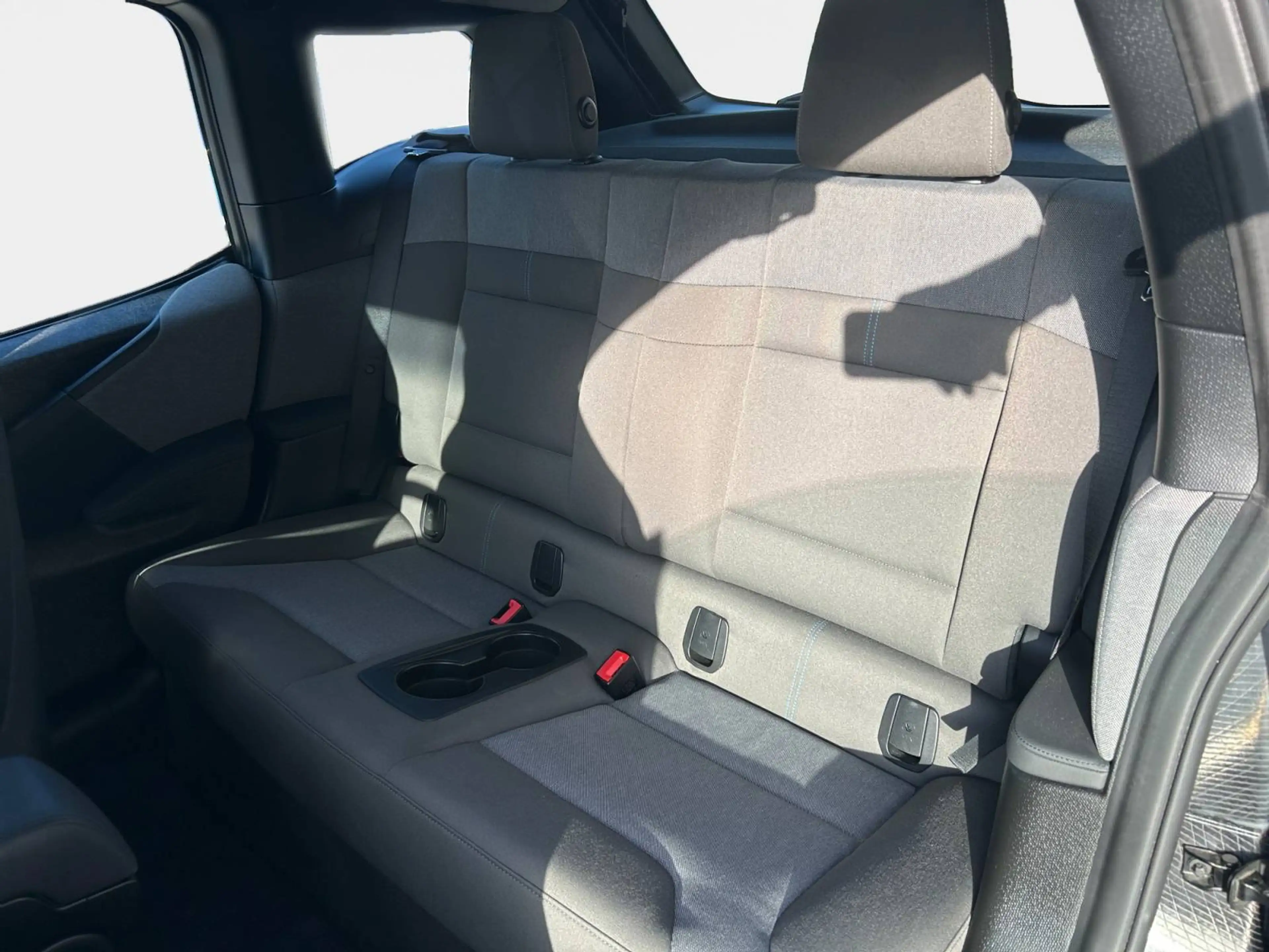 BMW i3 Basis — photo 14