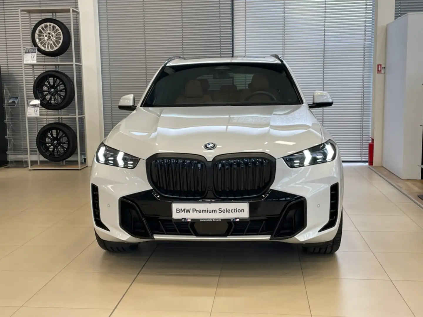 BMW X5 xDrive 50e xLine M Sport Pro Weiß - 2