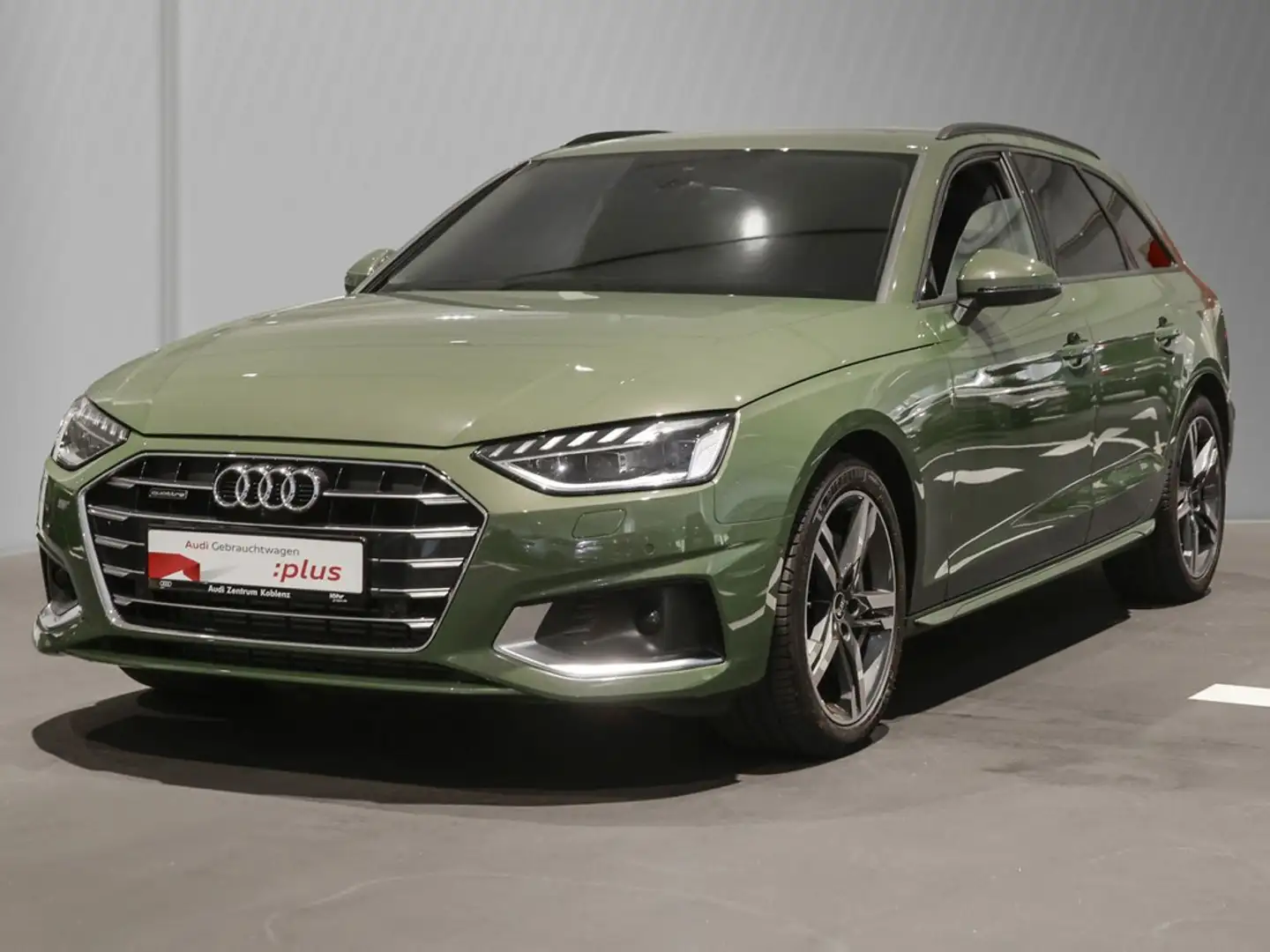 Audi A4 Avant 40 TFSI quattro advanced s-line TopView Grün - 2