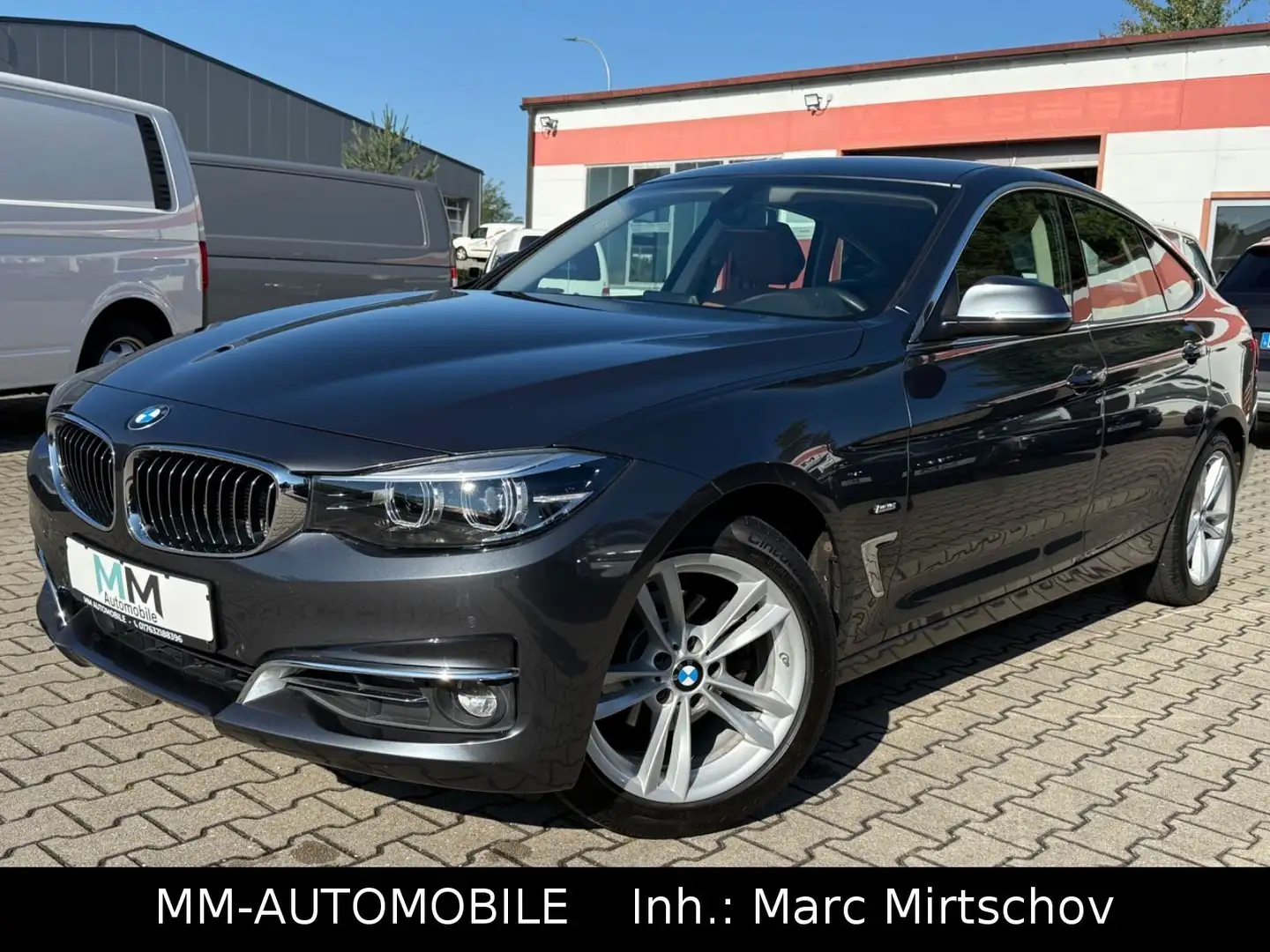 BMW 318 d GT LuxuryLi-1.HAND-NAV-LEDER-KAM-LED-BMW KD Grau - 2