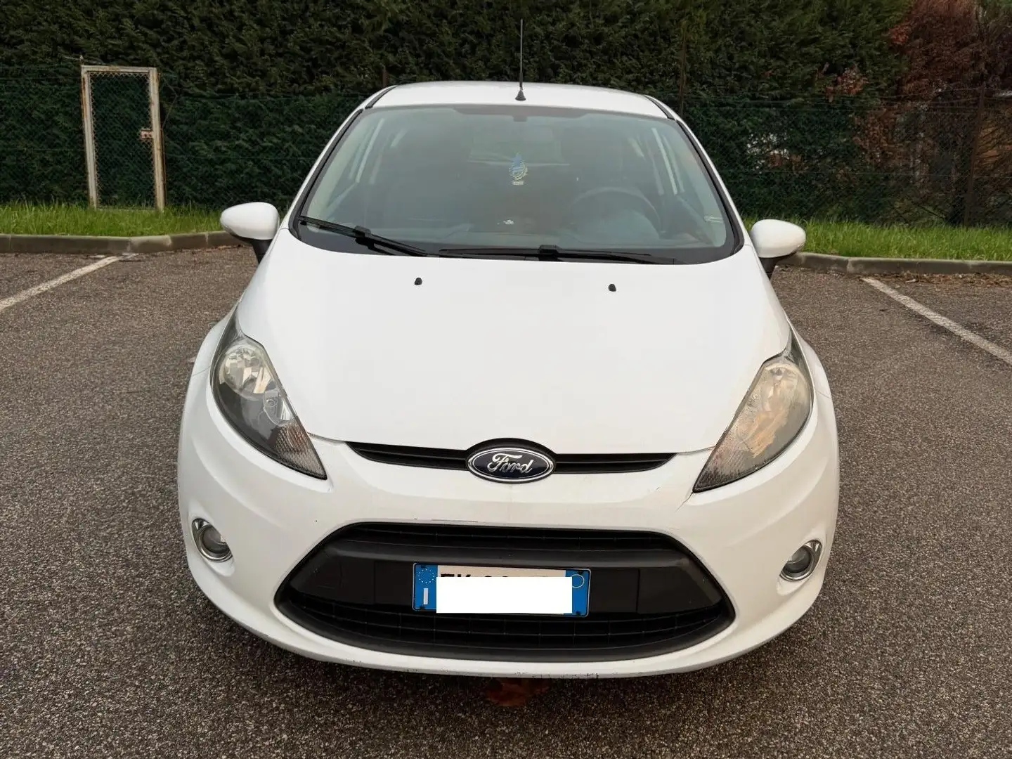 Ford Fiesta 1.4 tdci - NEOPATENTATI - 12 MESI DI GARANZIA - Bianco - 1
