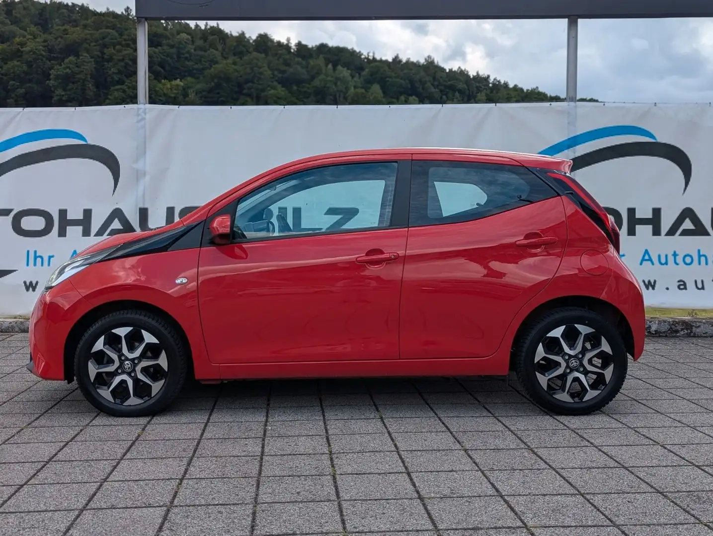Toyota Aygo AYGO x-play club*Kamera*Bluetooth Rouge - 2