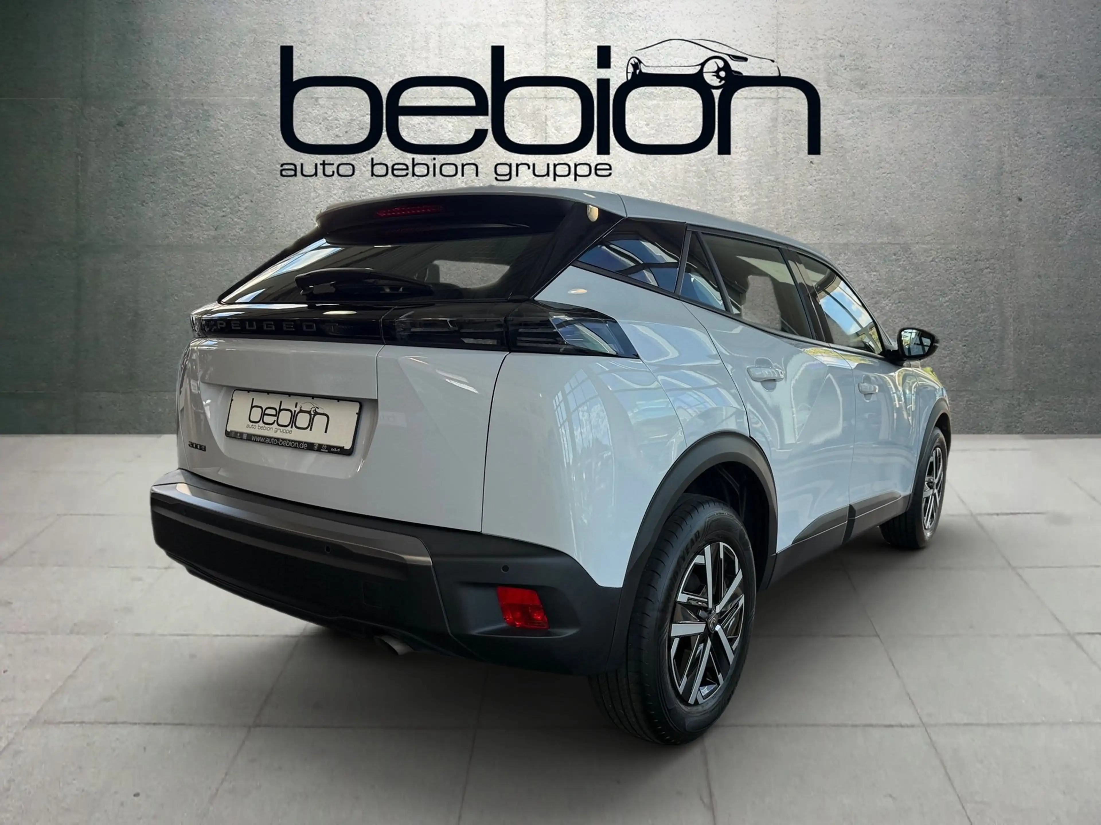 Peugeot 2008 1.2 PureTech 100 Active LED PDC KlimaA — photo 13