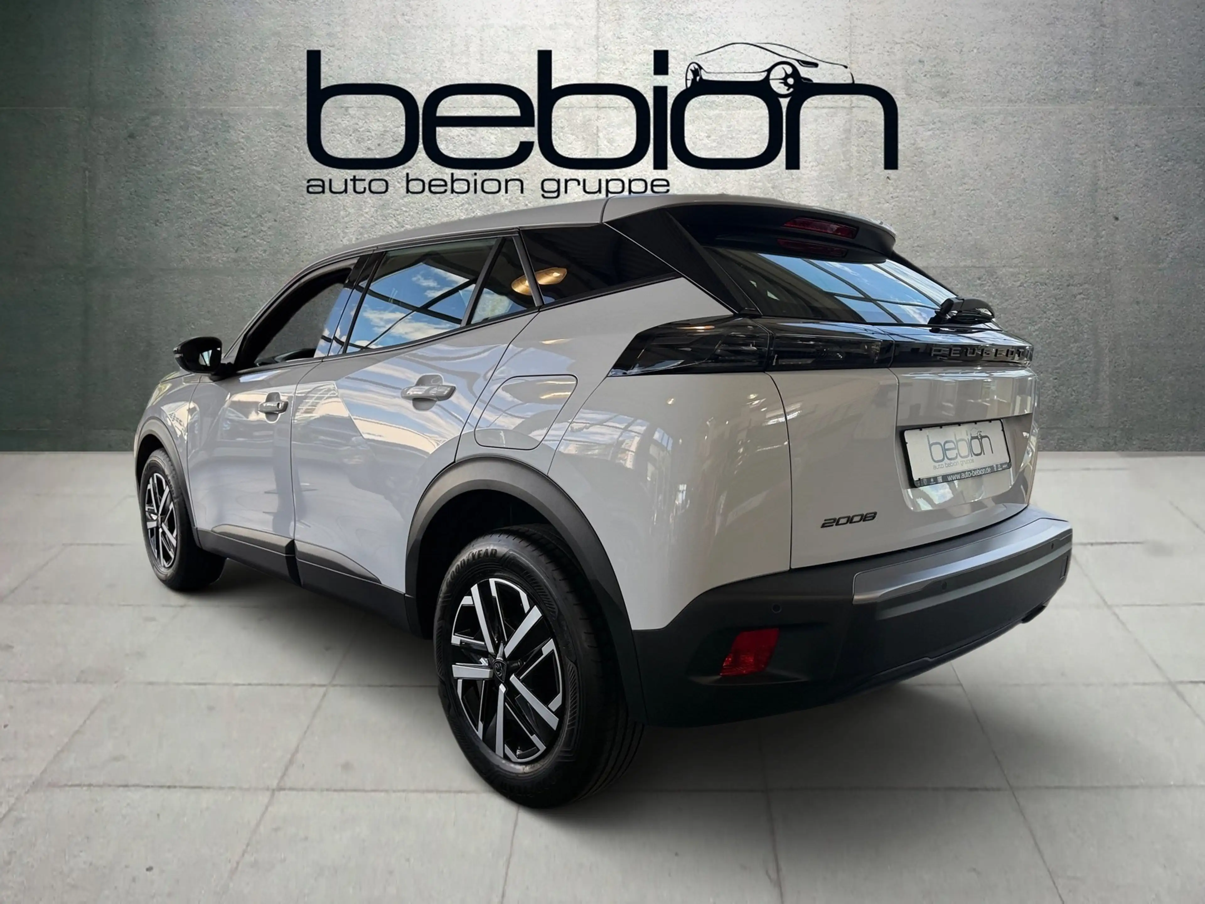 Peugeot 2008 1.2 PureTech 100 Active LED PDC KlimaA — photo 11