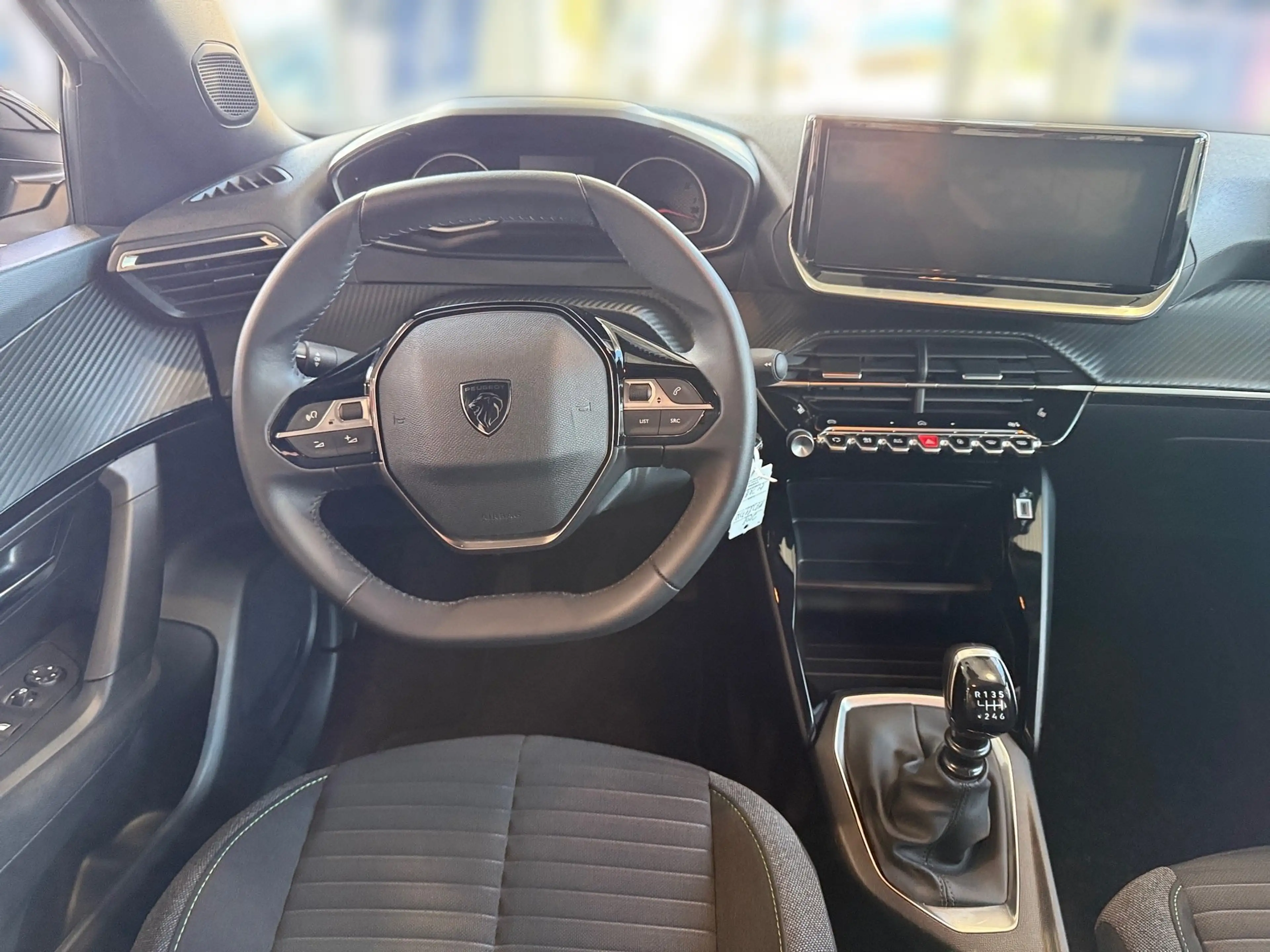 Peugeot 2008 1.2 PureTech 100 Active LED PDC KlimaA — photo 9