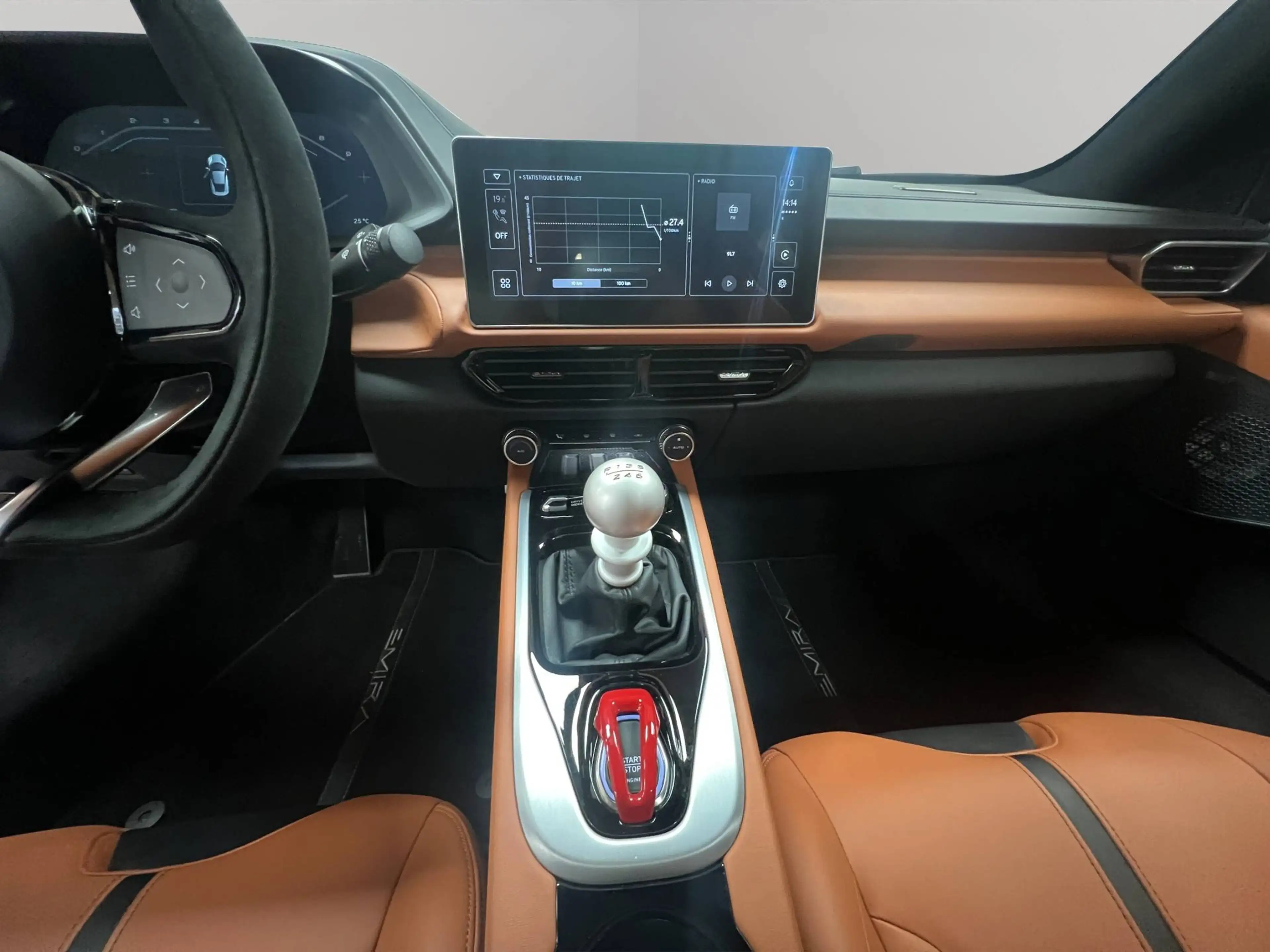 Lotus Emira 3.5 V6 — photo 14