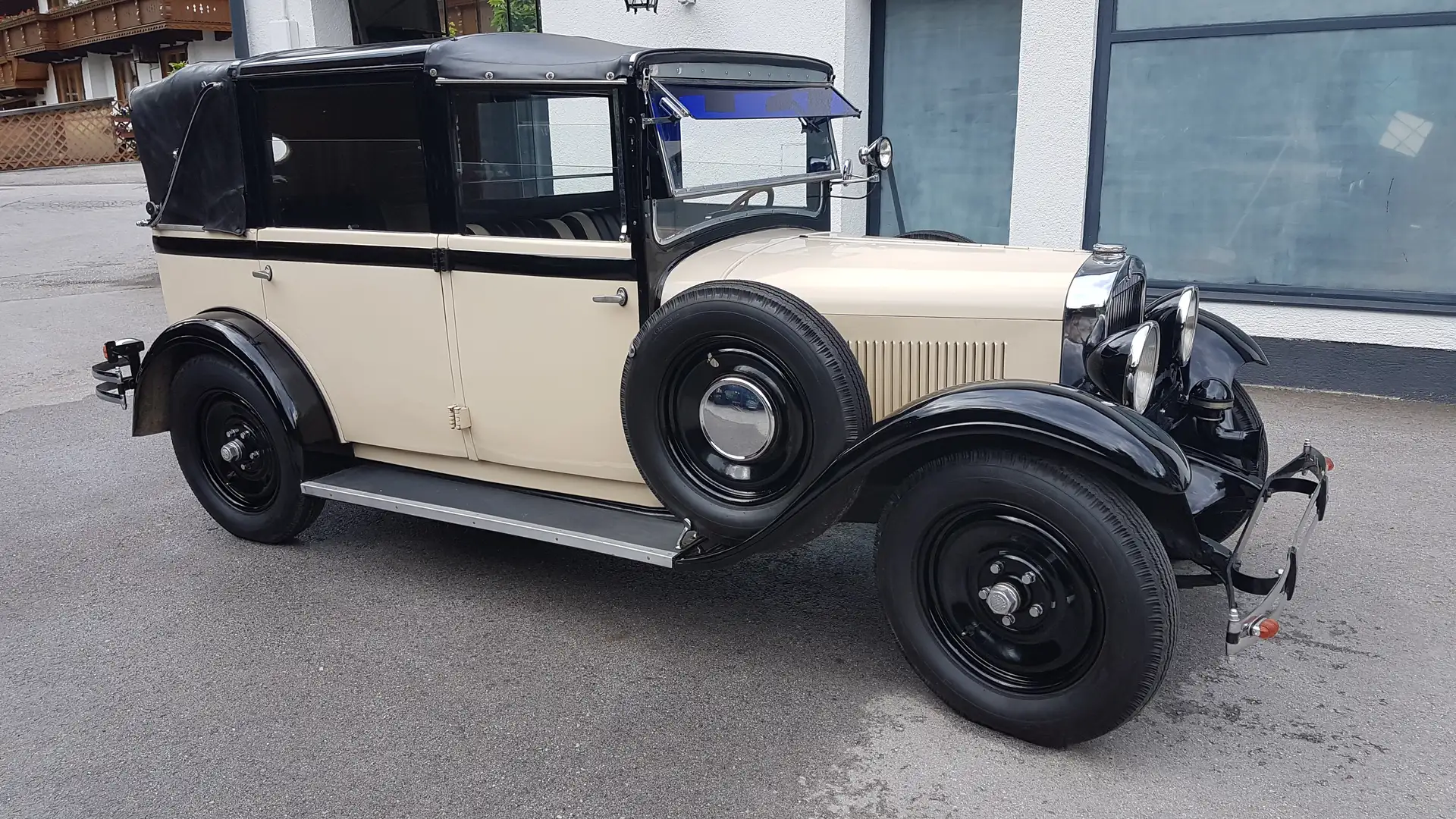 Oldtimer Steyr Landaulet Weiß - 1
