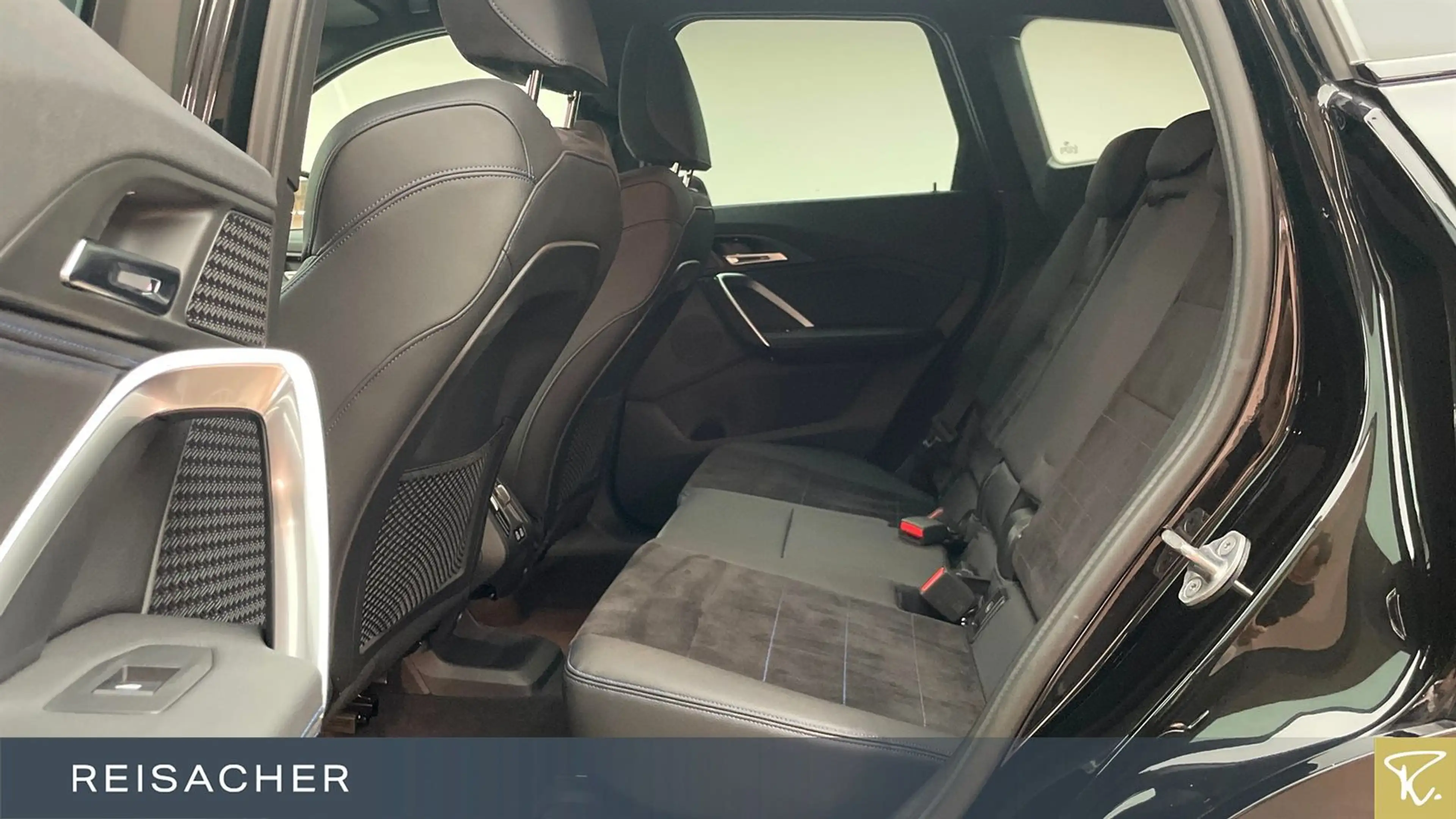 BMW X1 sDrive18d A M-Sport,LC+,AHK,DA,PA,RFK,LED, — photo 8