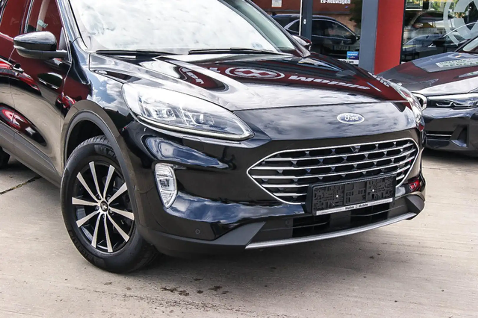 Ford Kuga 1.5i Titanium X PARKASSYST KAMERA ACC LED Schwarz - 2