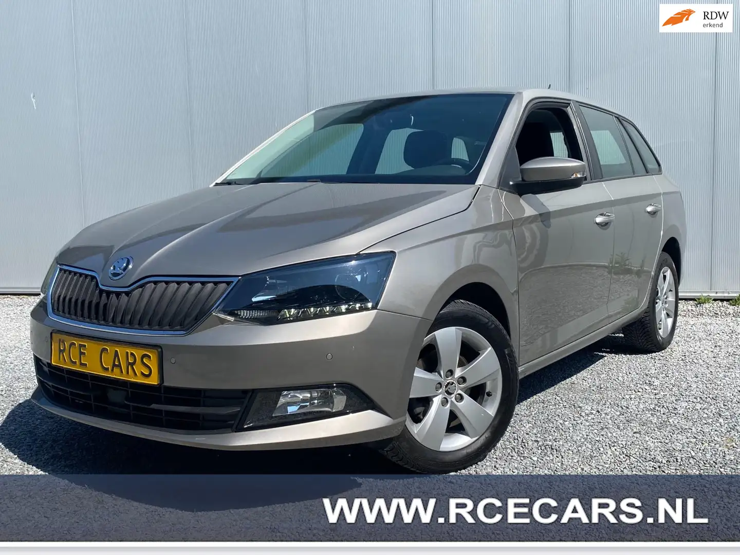 Skoda Fabia Combi 1.2 TSI Comfort | Parkpilot|Frontassist|Crui Gris - 1