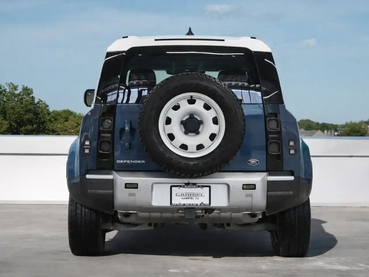 Land Rover Defender снимка Land Rover Defender