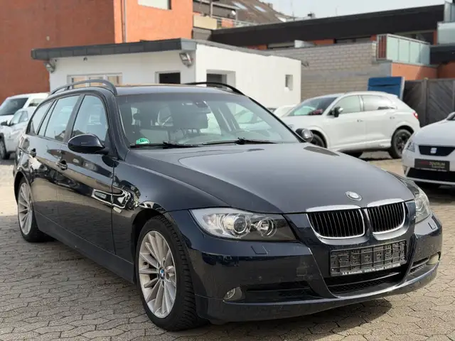 BMW 325 xi touring LPG | Panorama | AHK | Leder
