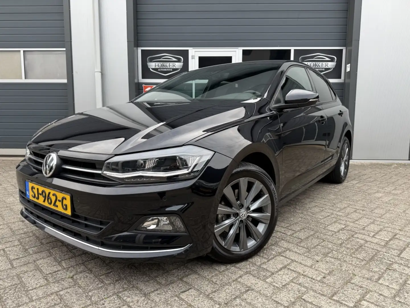 Volkswagen Polo 1.0 TSI Highline 116PK NAP Automaat LED Camera Car Negro - 1