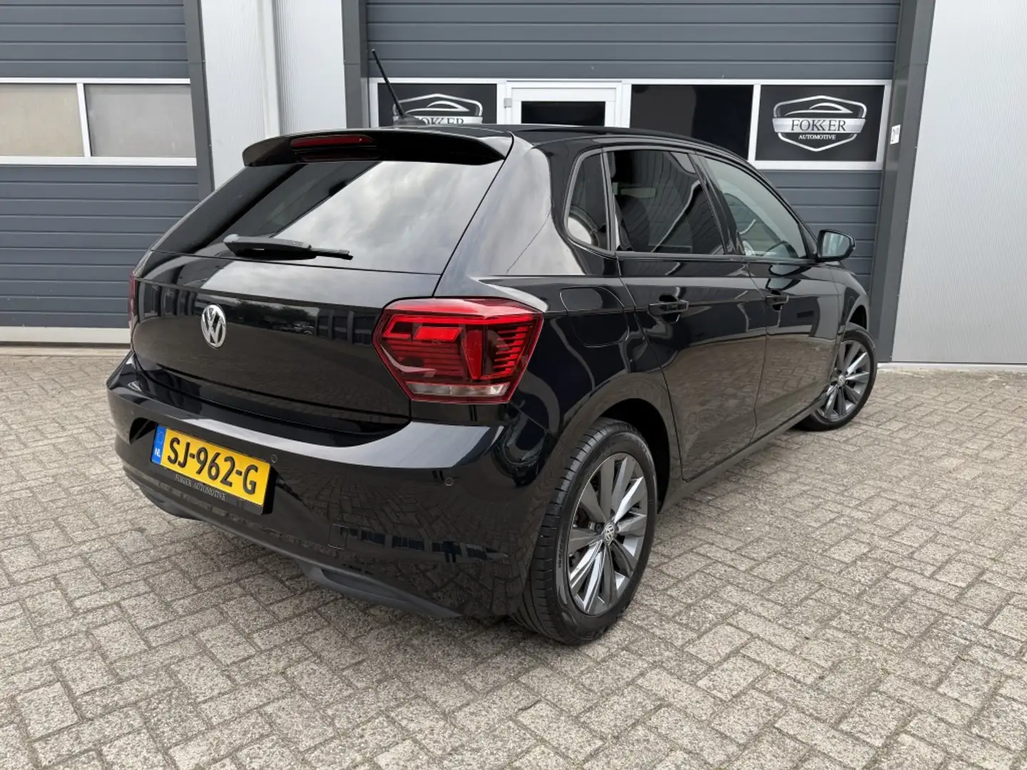 Volkswagen Polo 1.0 TSI Highline 116PK NAP Automaat LED Camera Car Negro - 2