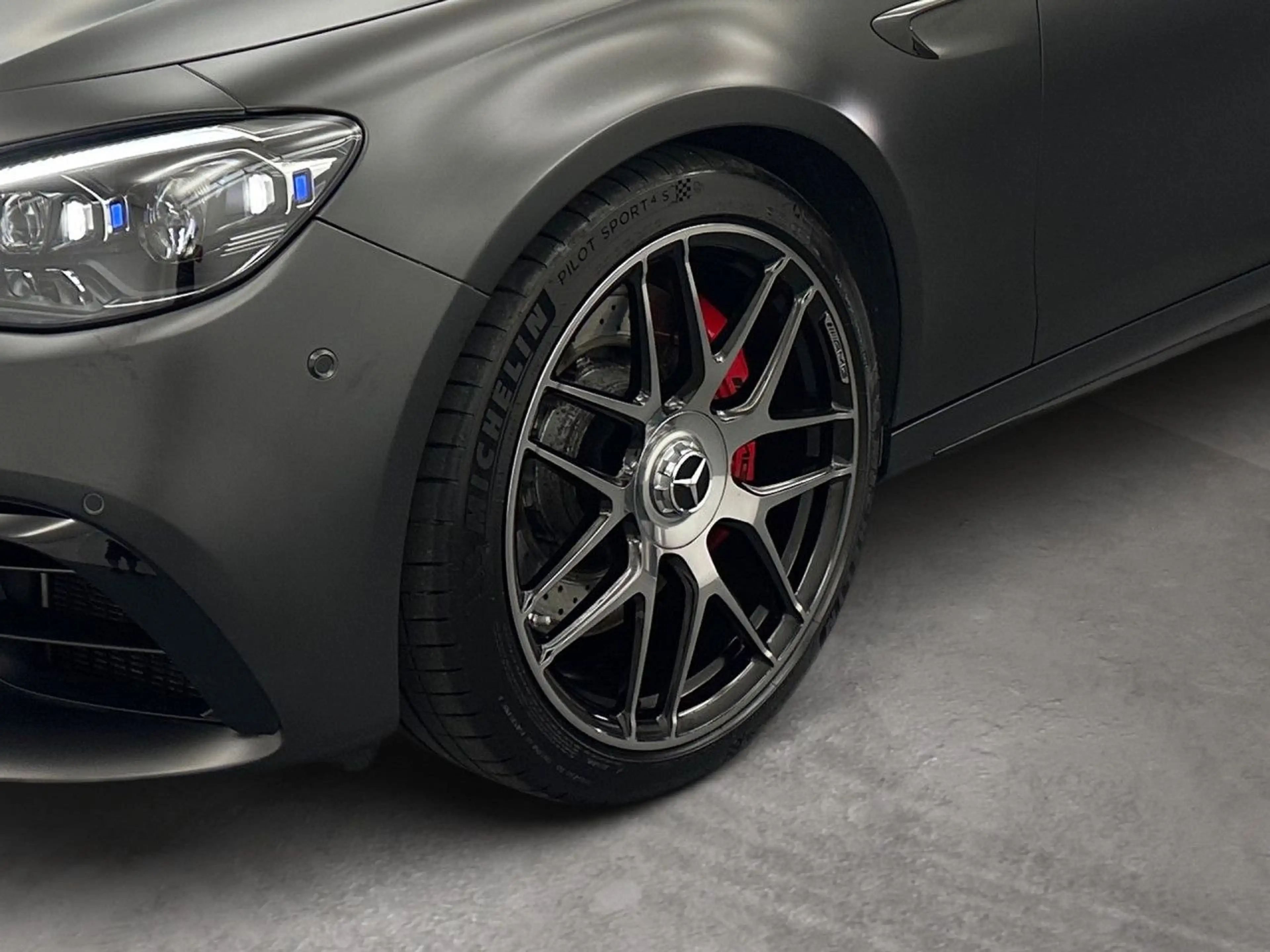 Mercedes-Benz E 63 AMG S T 4M Driversp Perf-Sitze WideScreen SHD — photo 7