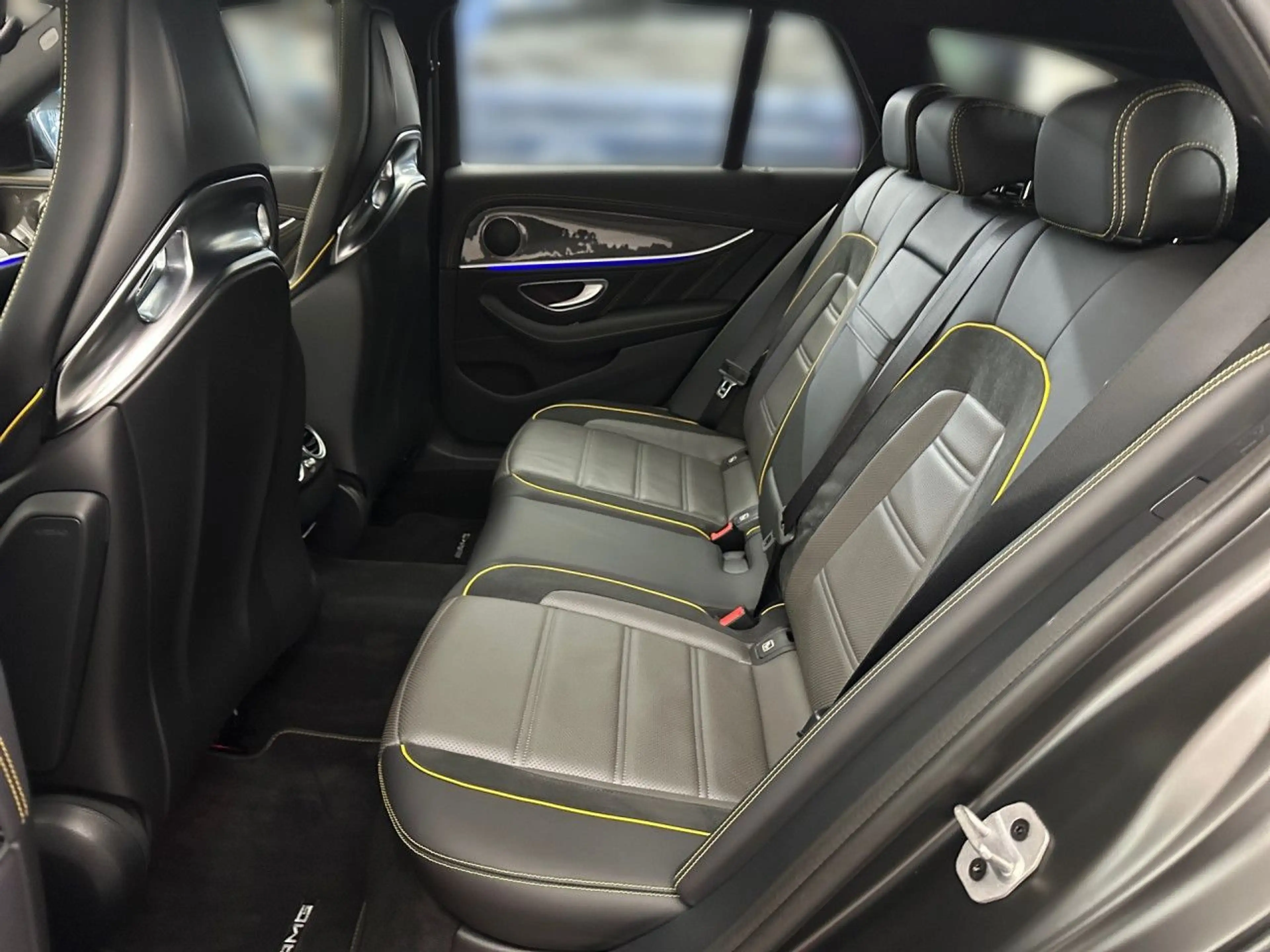Mercedes-Benz E 63 AMG S T 4M Driversp Perf-Sitze WideScreen SHD — photo 12