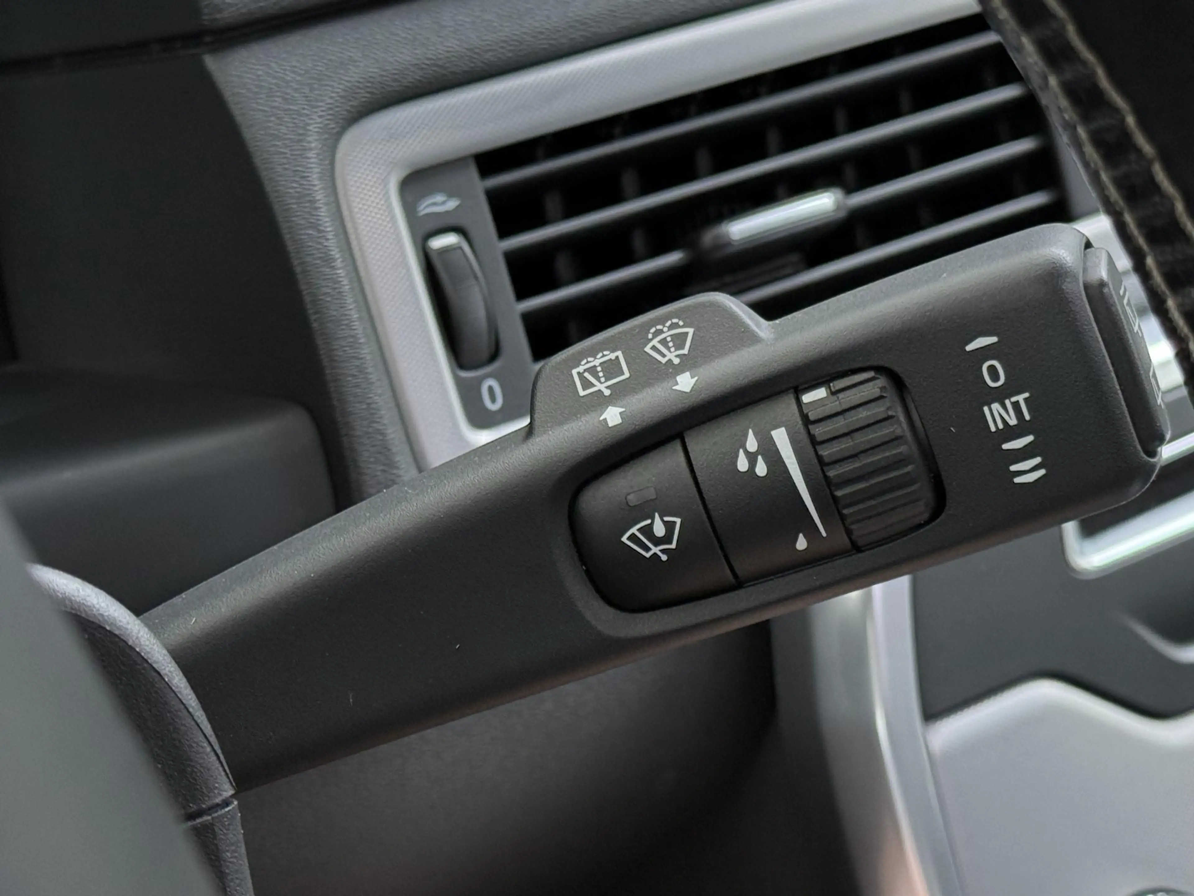Volvo XC70 2.0 D4 FWD Inscription Edition Schuifdak/Trekhaak/ — photo 28