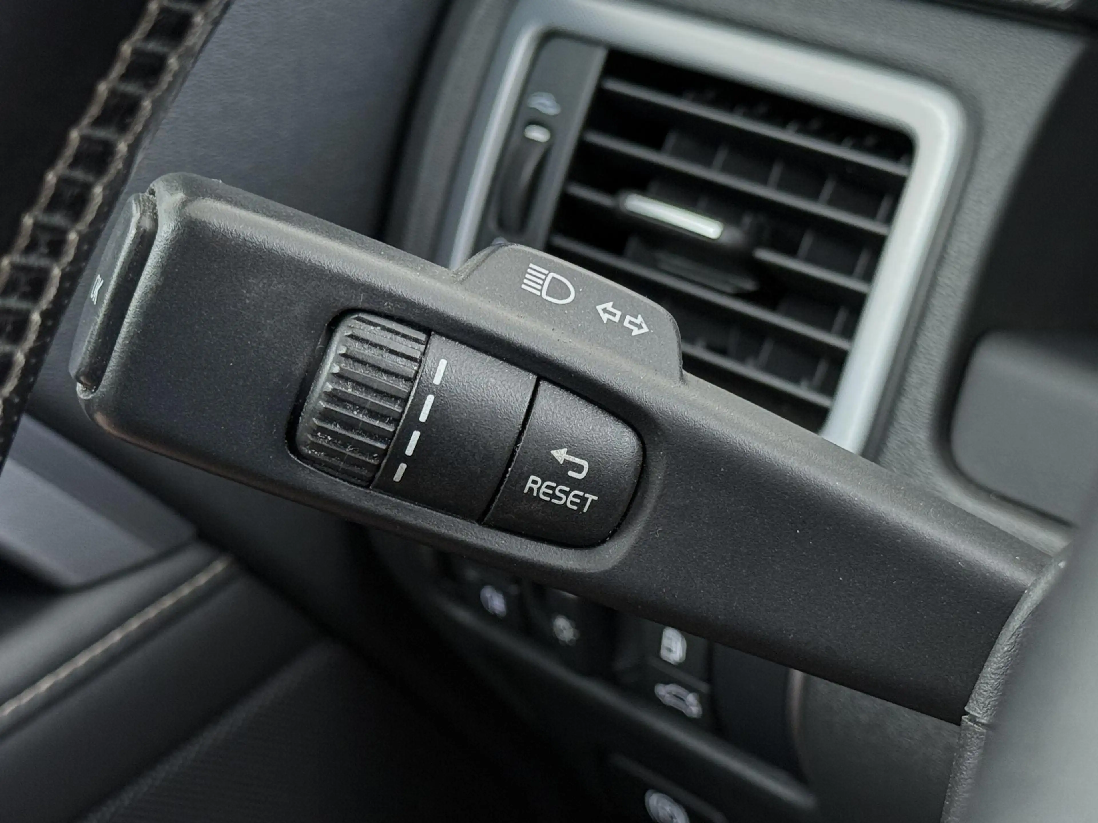 Volvo XC70 2.0 D4 FWD Inscription Edition Schuifdak/Trekhaak/ — photo 27