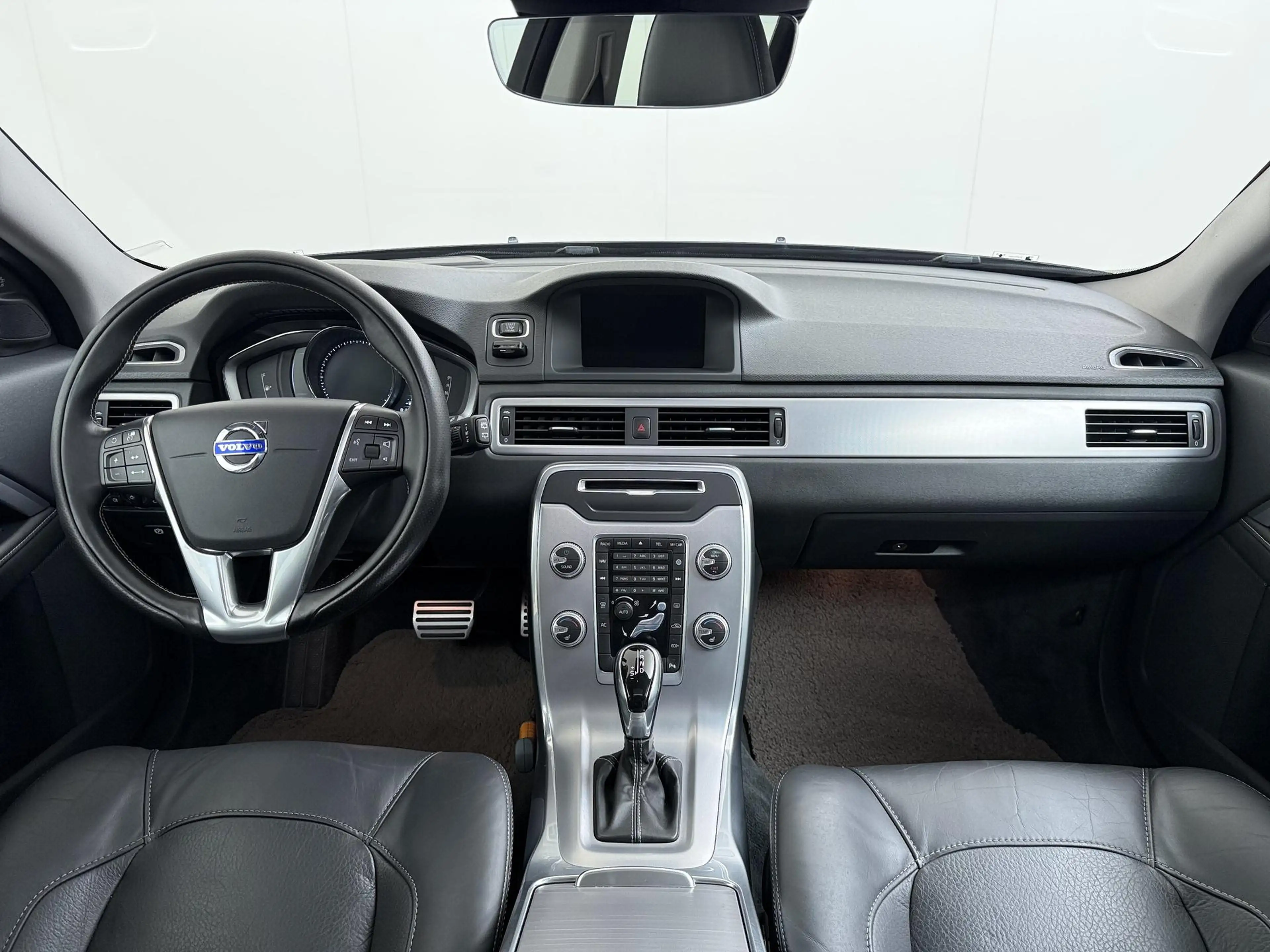 Volvo XC70 2.0 D4 FWD Inscription Edition Schuifdak/Trekhaak/ — photo 24