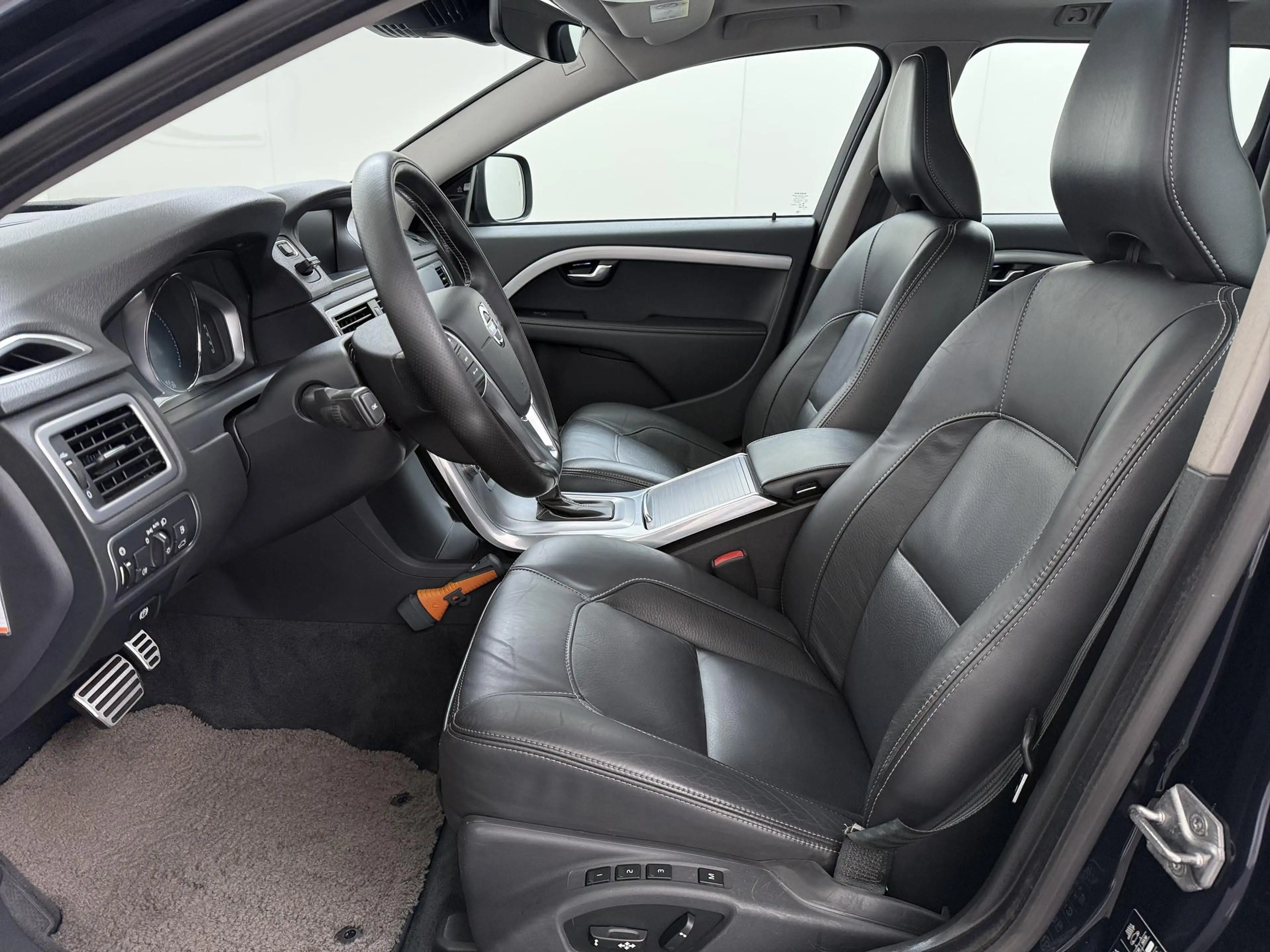 Volvo XC70 2.0 D4 FWD Inscription Edition Schuifdak/Trekhaak/ — photo 18