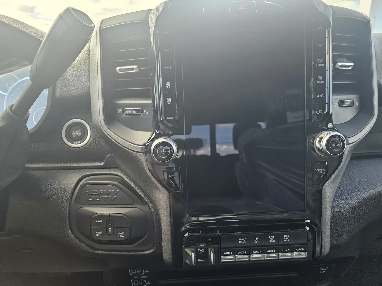 RAM 2500 снимка RAM 2500