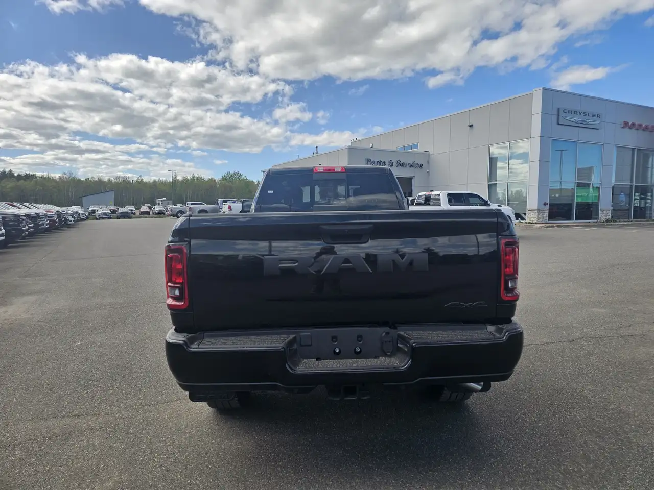 RAM 2500 снимка RAM 2500