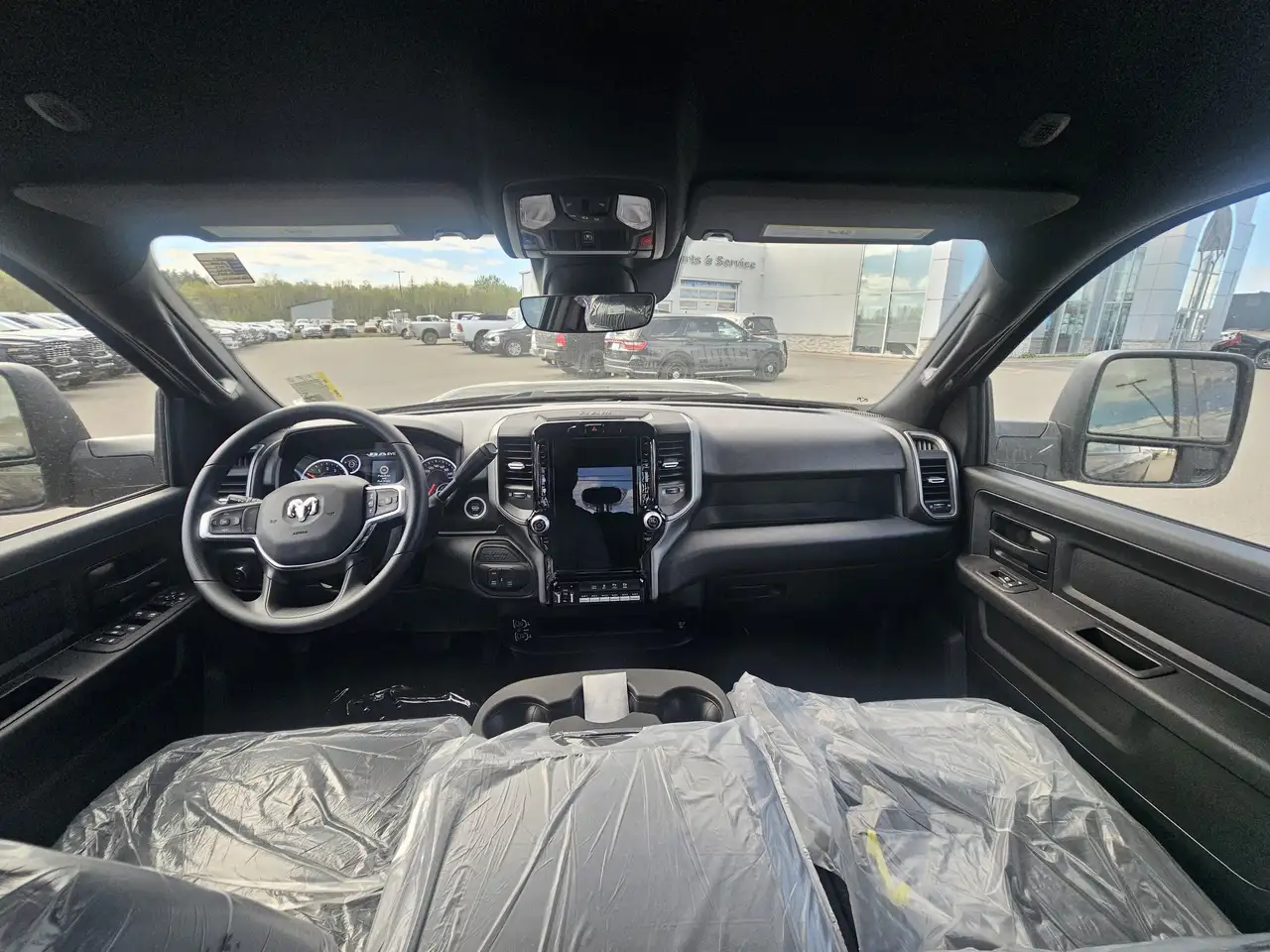 RAM 2500 снимка RAM 2500