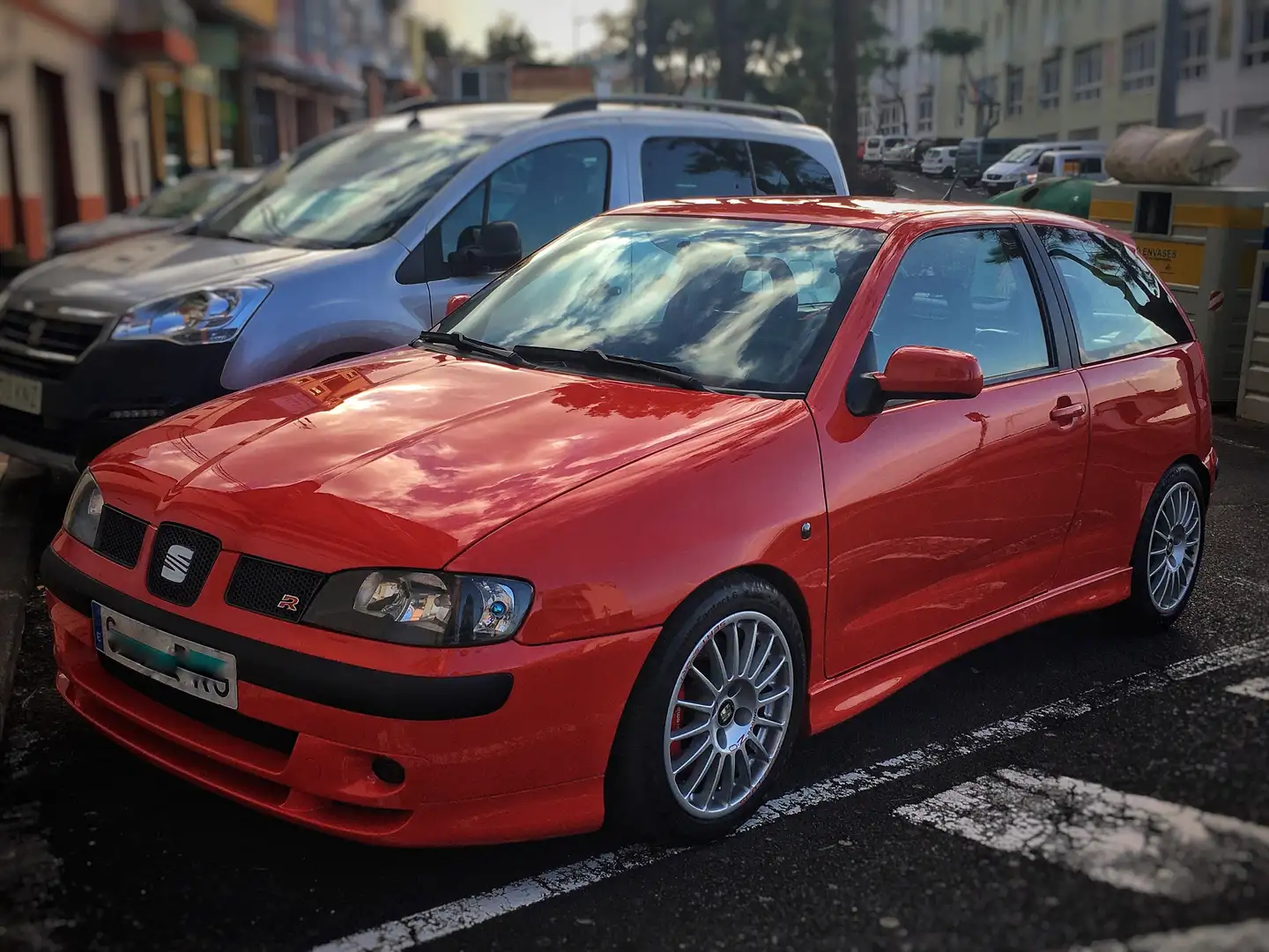 SEAT Ibiza Ibiza 1.8 20VT Cupra R Cupra R Rojo - 2
