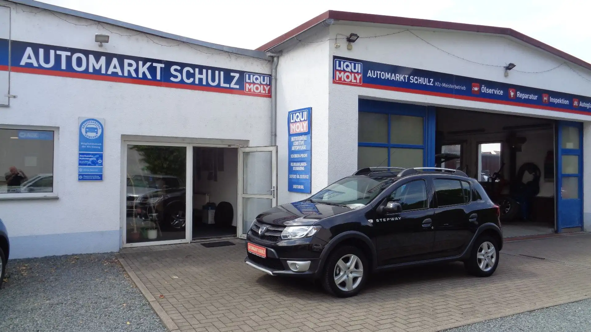 Dacia Sandero TCe 90 Stepway Prestige Navi PDC Fekete - 2