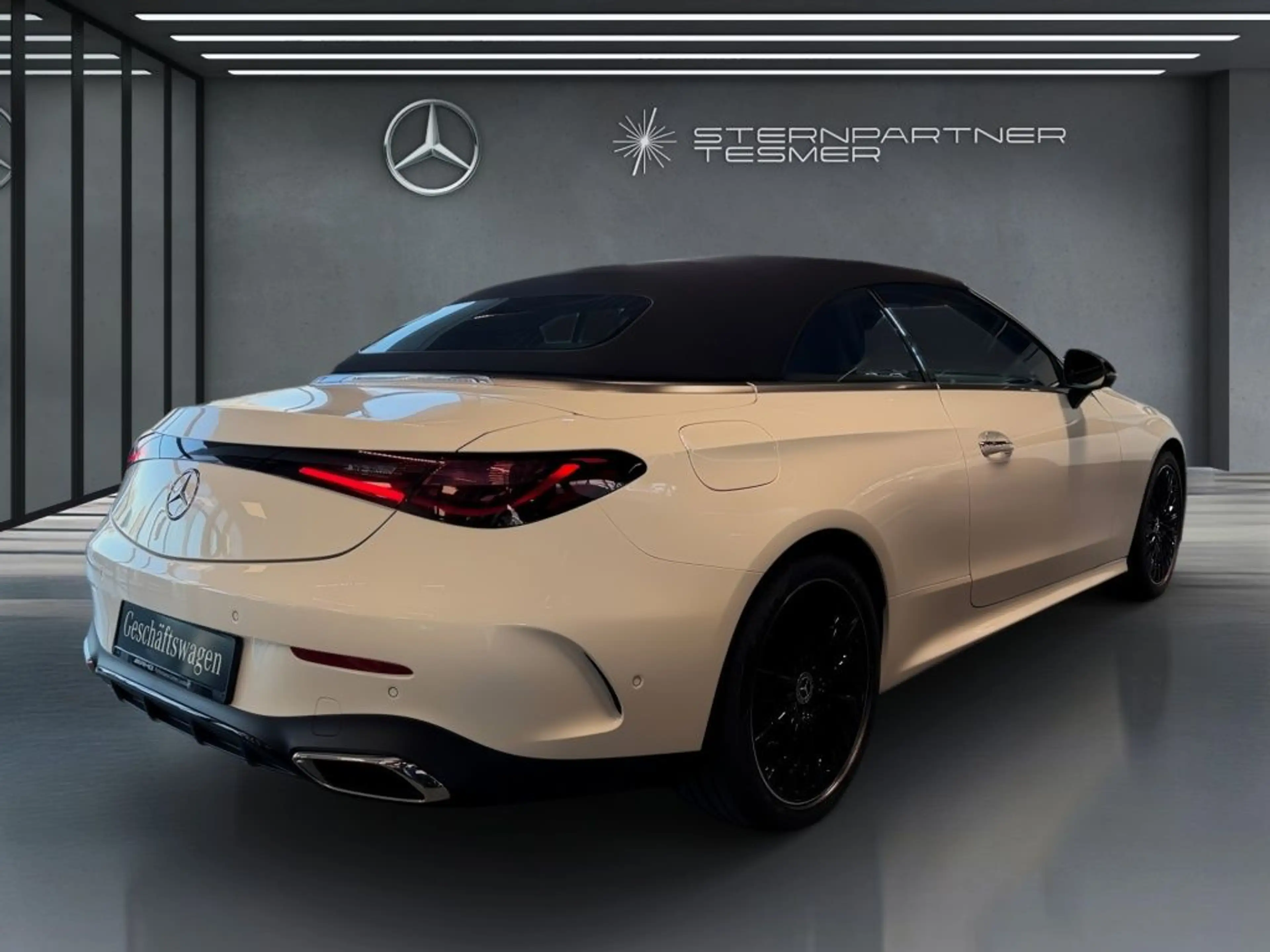 Mercedes-Benz CLE 220 d Cabriolet AMG, HuD, Burmester, AIRSCAR — photo 3