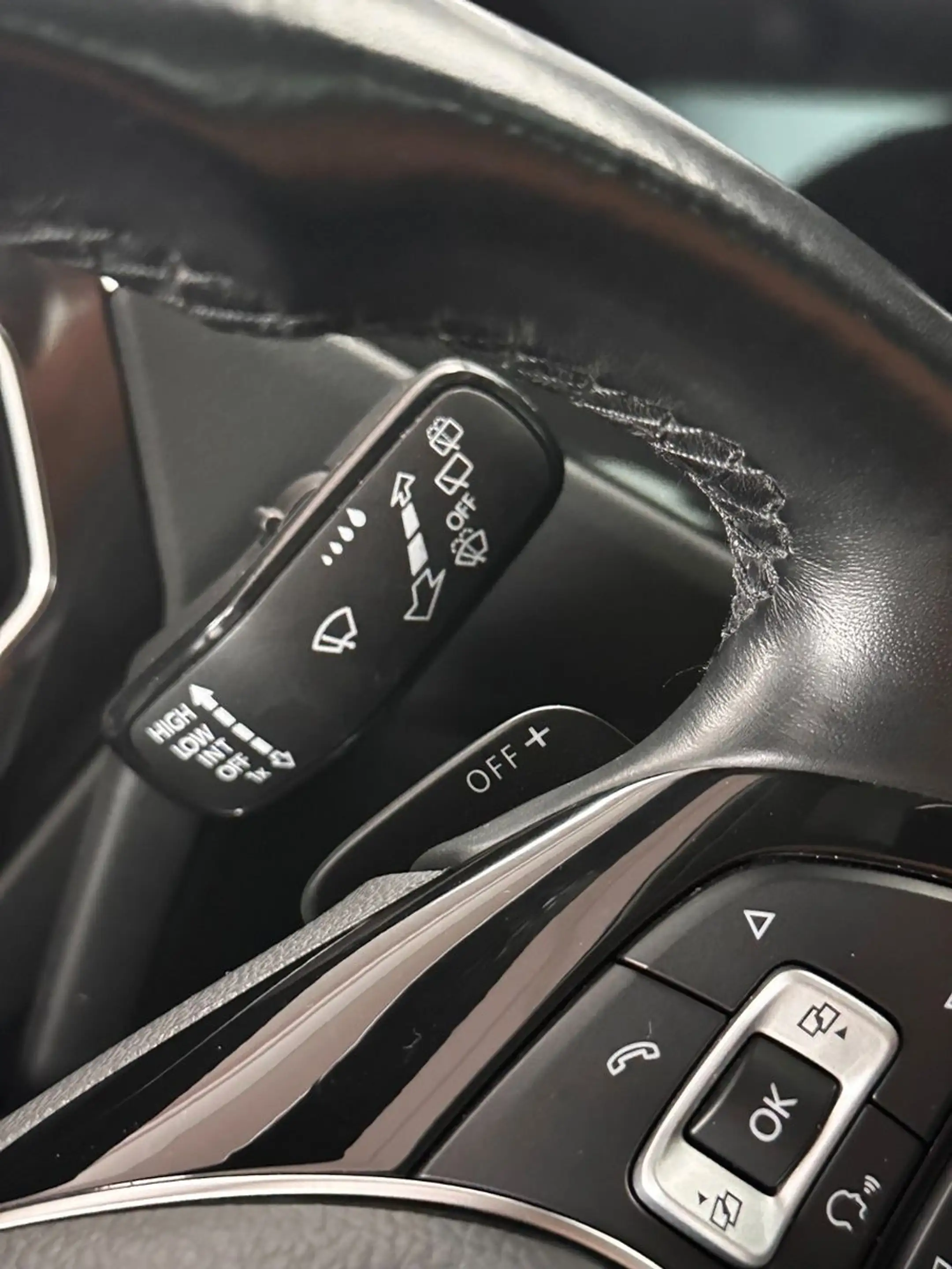 Volkswagen Tiguan Highline 4Motion.LED.AHK.NAVI.PANO.ACC — photo 25