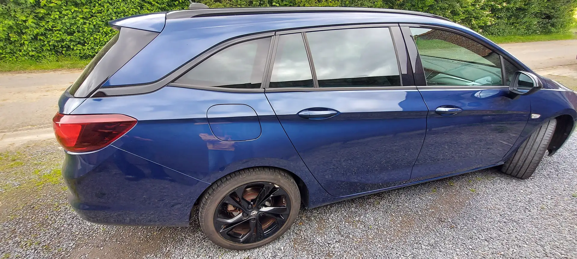Opel Astra Astra 1.5 D Start/Stop Sports Tourer Edition Blauw - 2