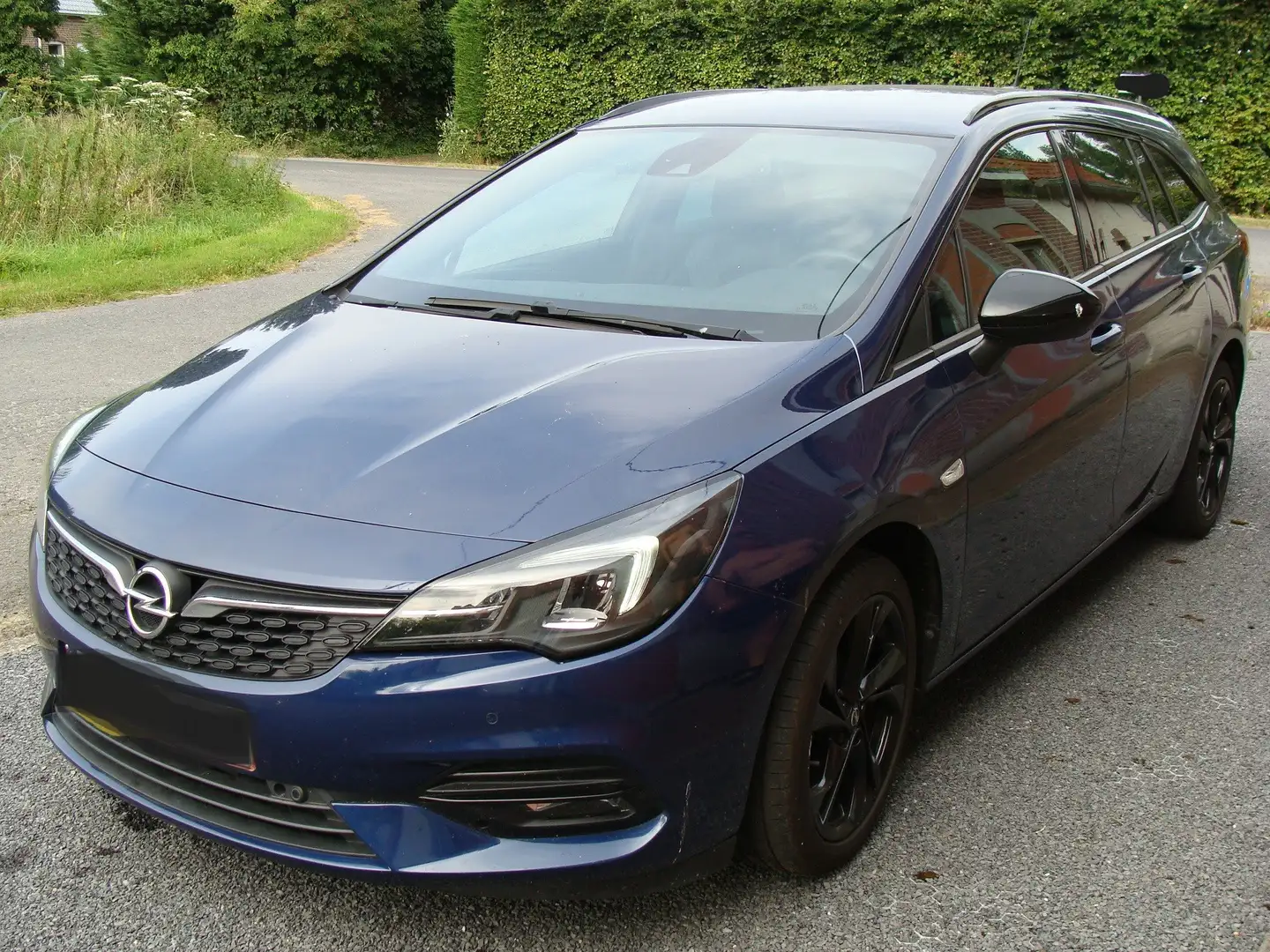 Opel Astra Astra 1.5 D Start/Stop Sports Tourer Edition Blauw - 1