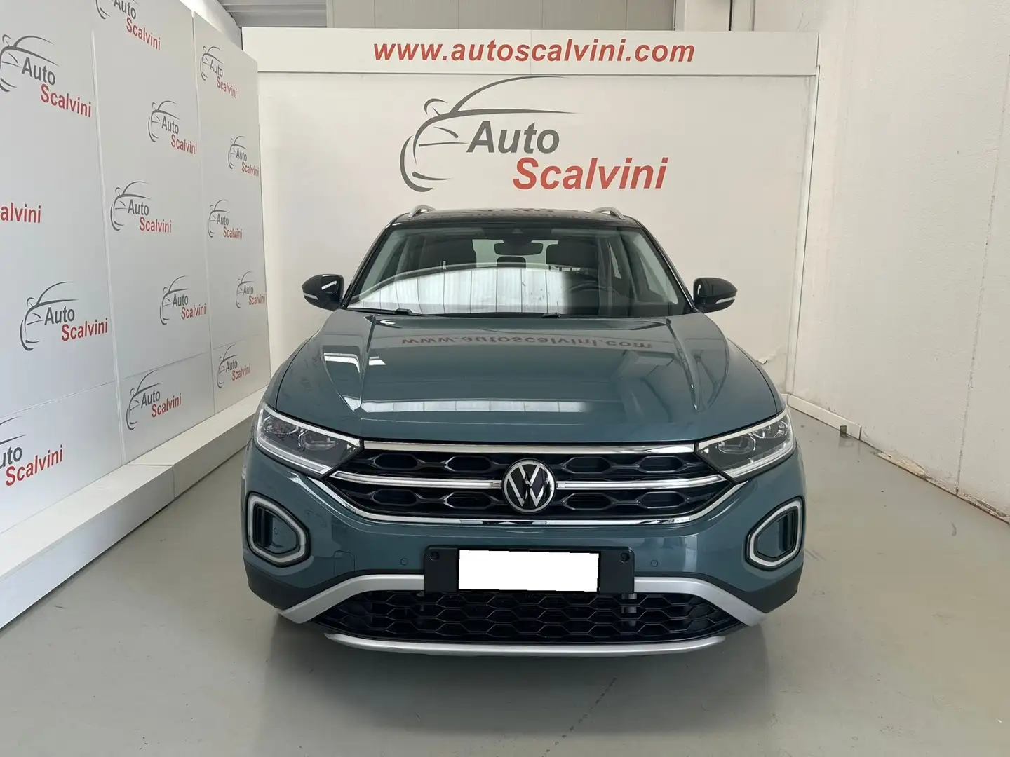 Volkswagen T-Roc 2.0 TDI SCR 150 CV DSG Advanced Gris - 2
