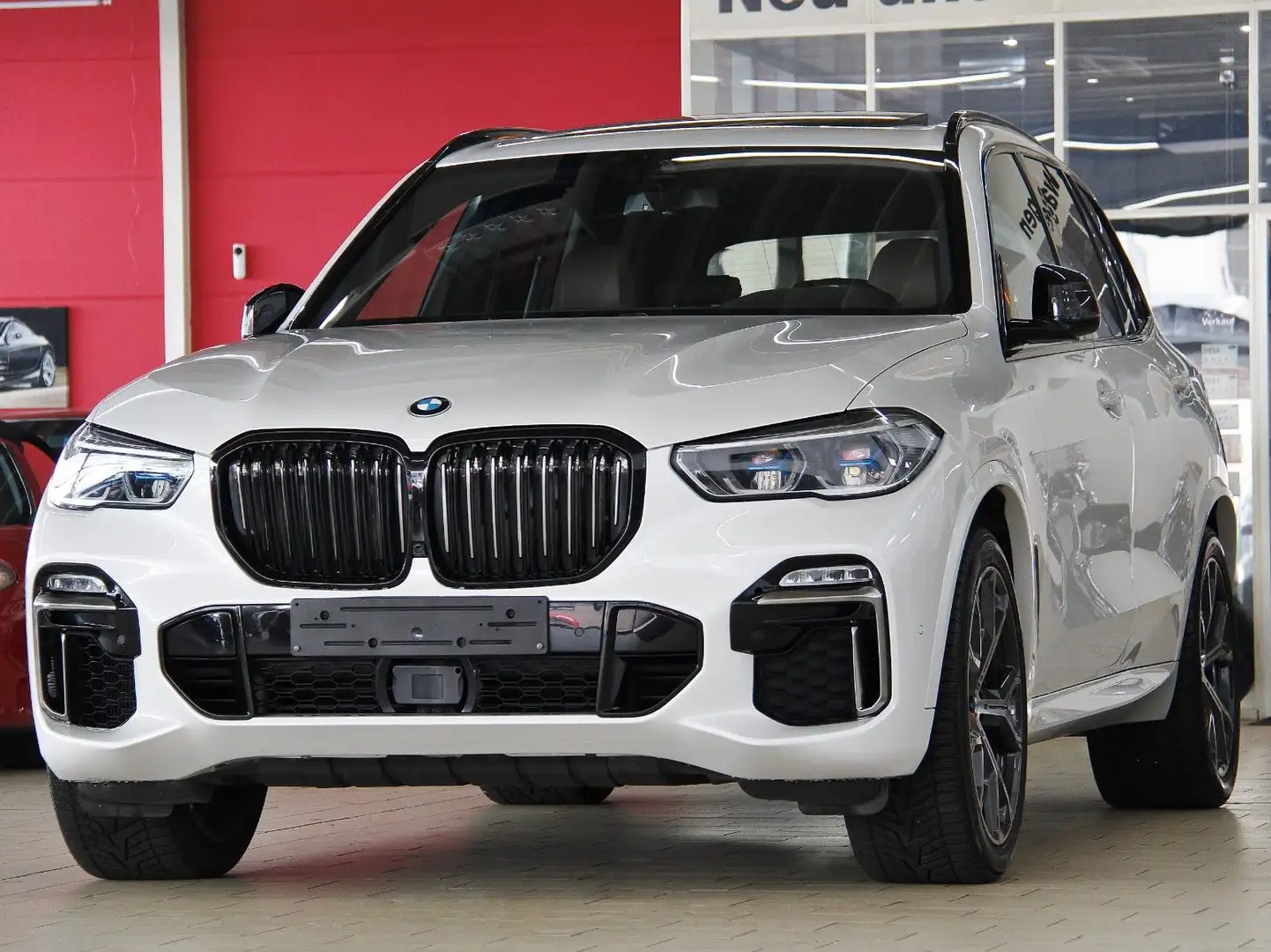 BMW X5 M d *LASER*LiVE*HUD*SOFTCLOSE*PANORAMA* Weiß - 1