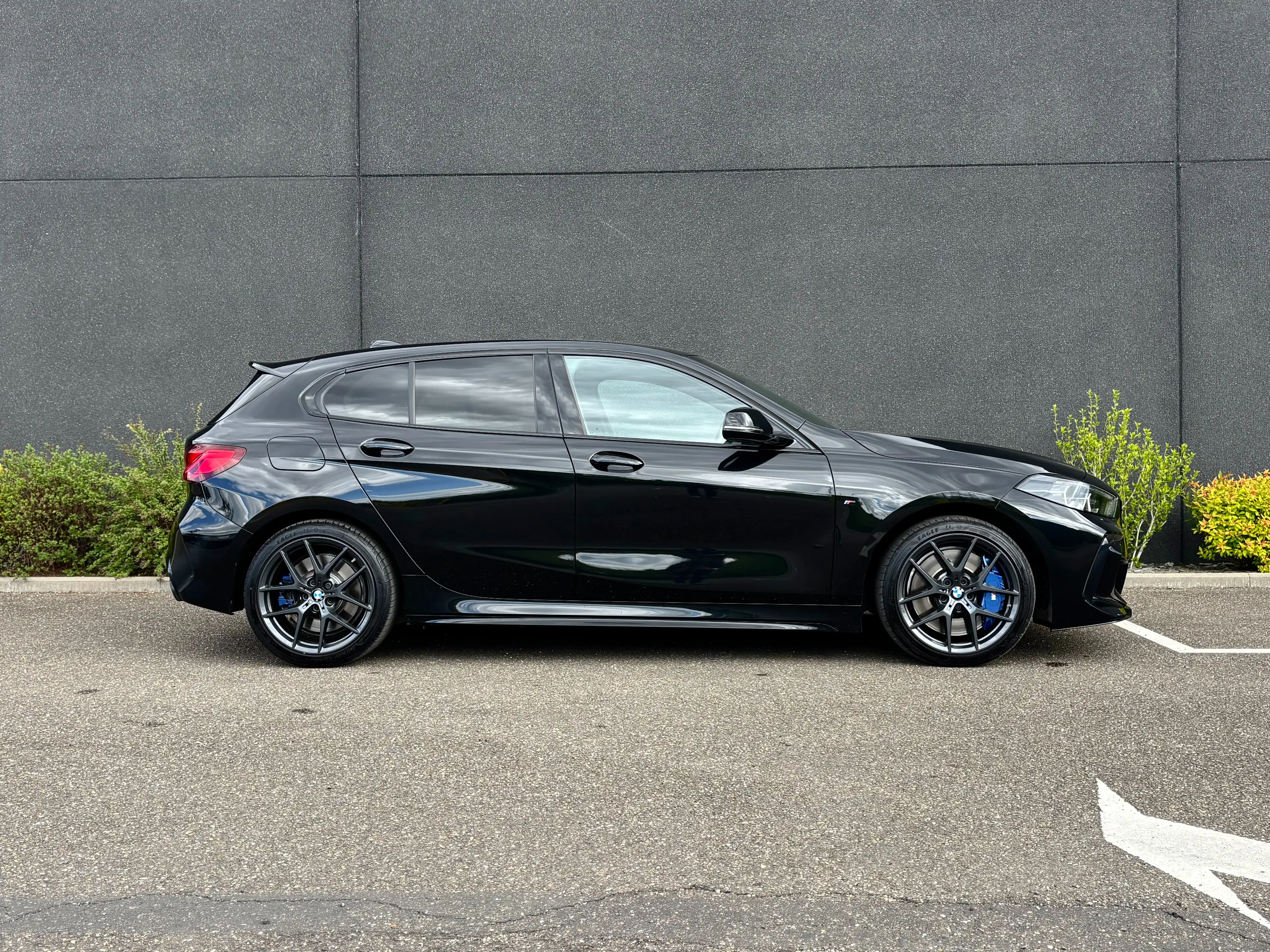 BMW 135 M135i X DRIVE - Full Black - Suivi complet BMW - Garantie 12 mois - Phares LED - Module éclairage - — photo 4