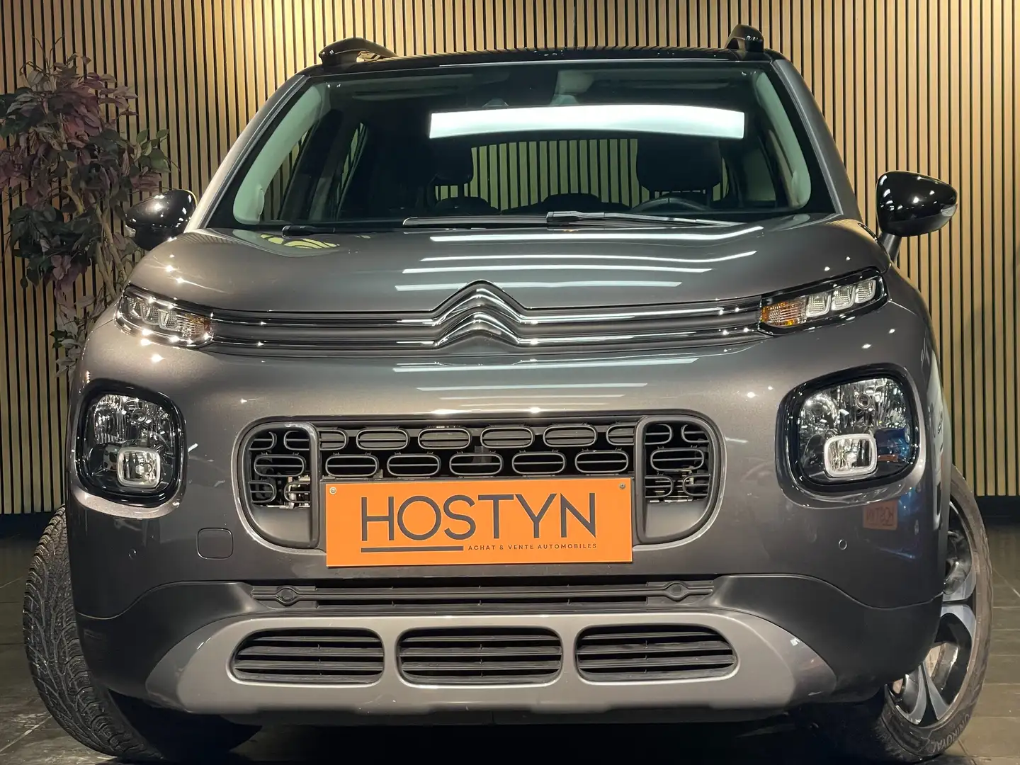 Citroen C3 Aircross 1.2i Shine*GARANTIE 1AN*NAVI*CAMERA Grijs - 1
